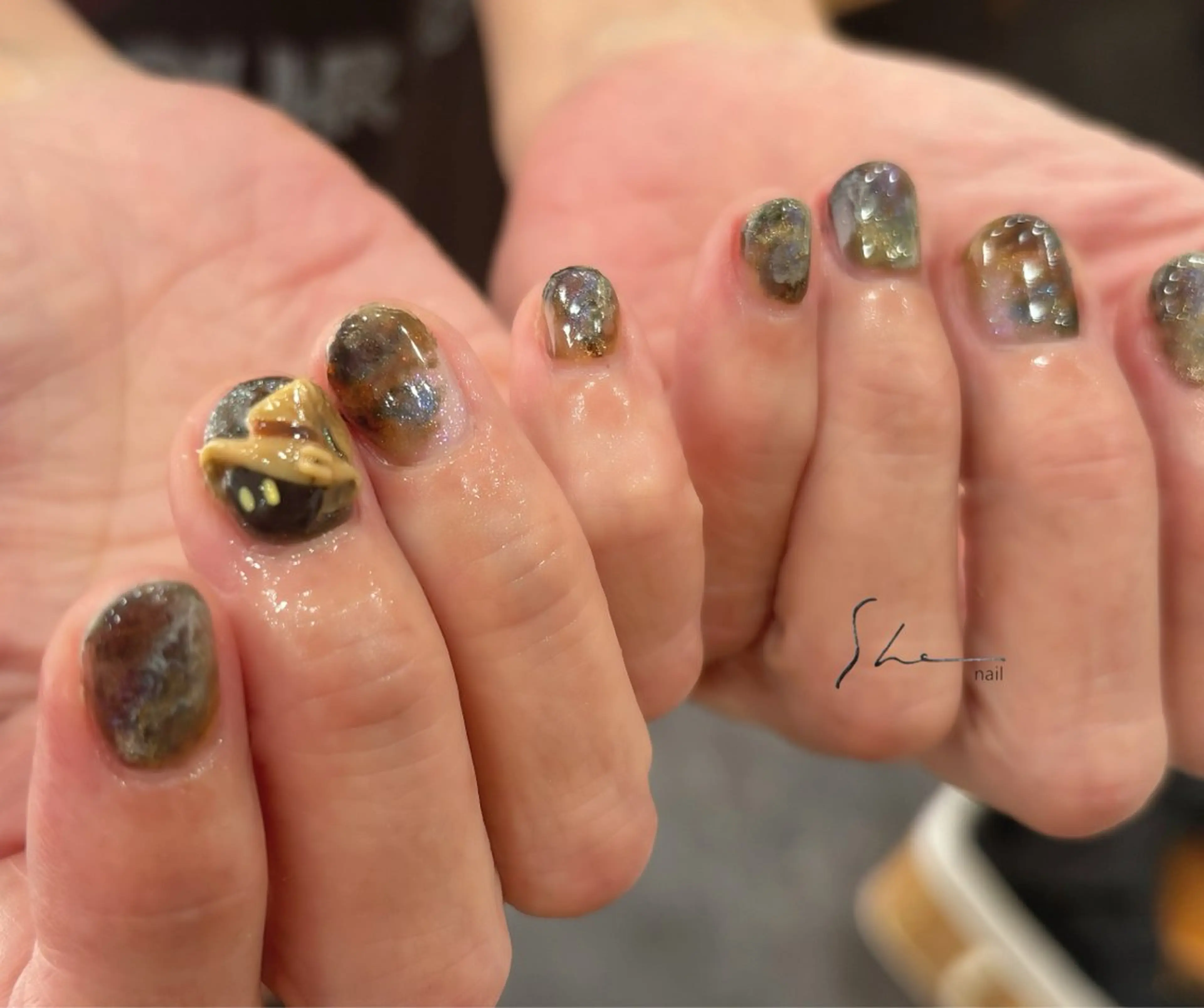 ネイル ニュアンスネイル SHE adusaのネイルデザイン