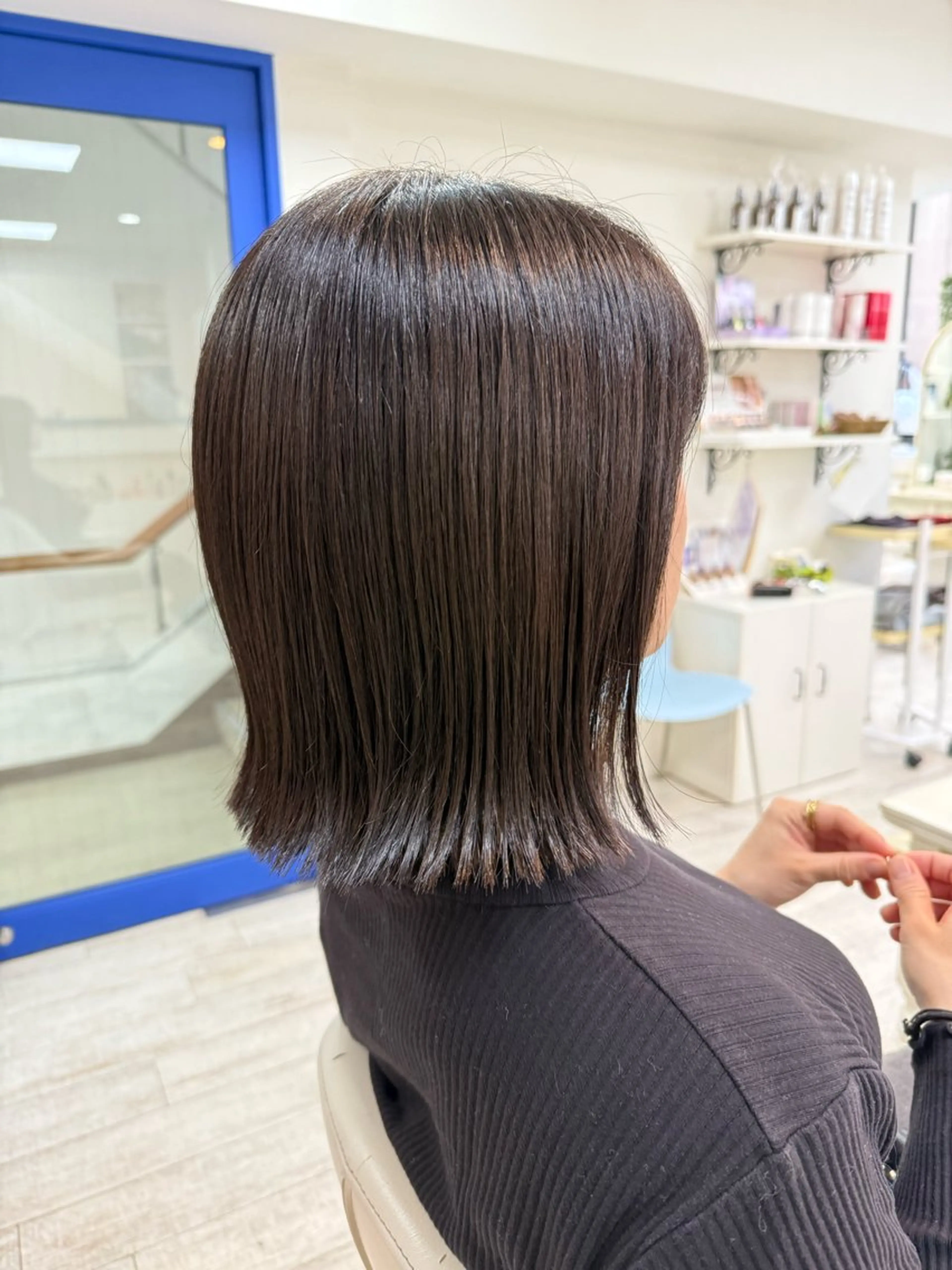 ショート ショートヘア 外ハネヘア カット ヘアカラー 新籾 尚哉のヘアスタイル