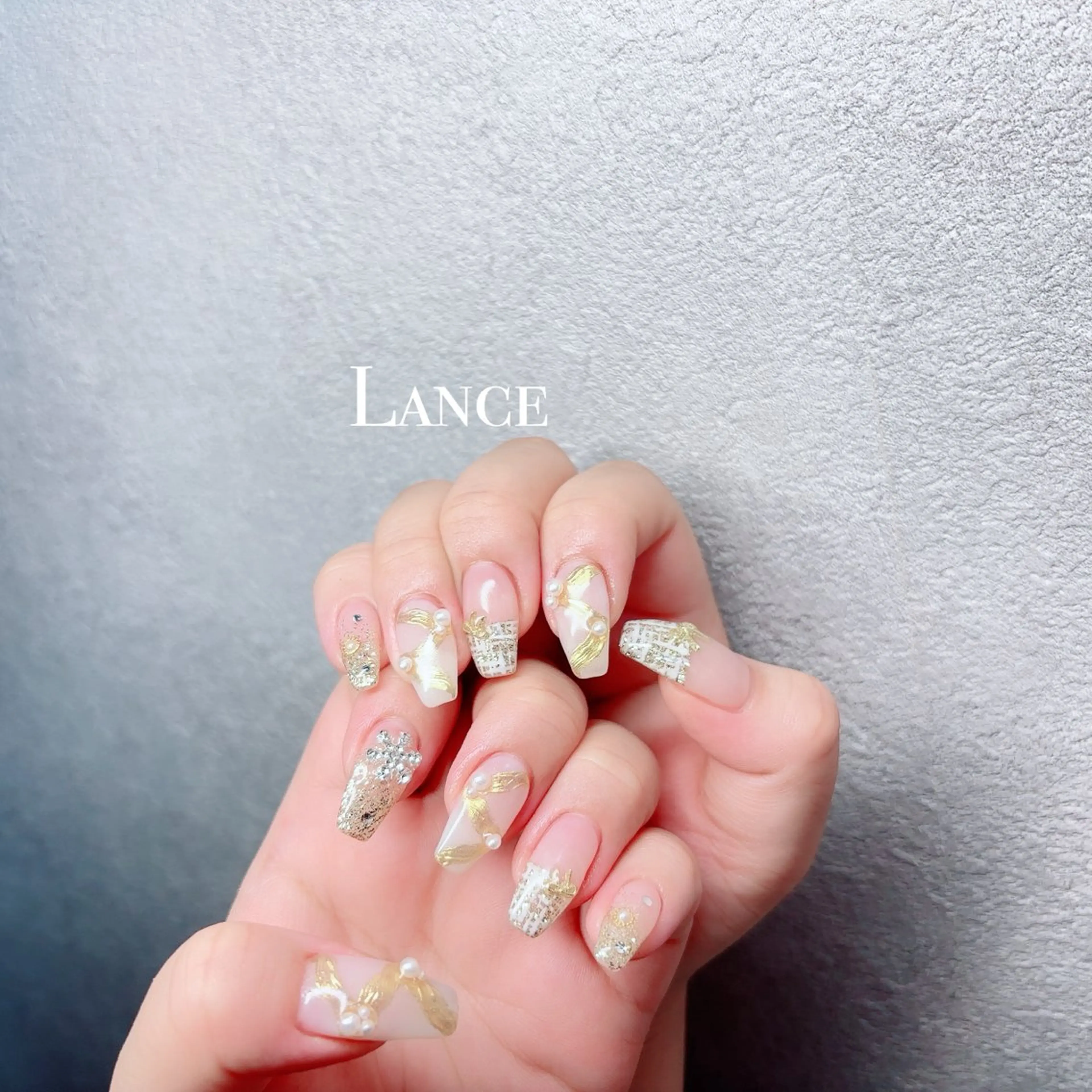 ネイル オーロラネイル キラキラネイル 韓国ネイル ワンホンネイル 冬ネイル Lance nailのネイルデザイン