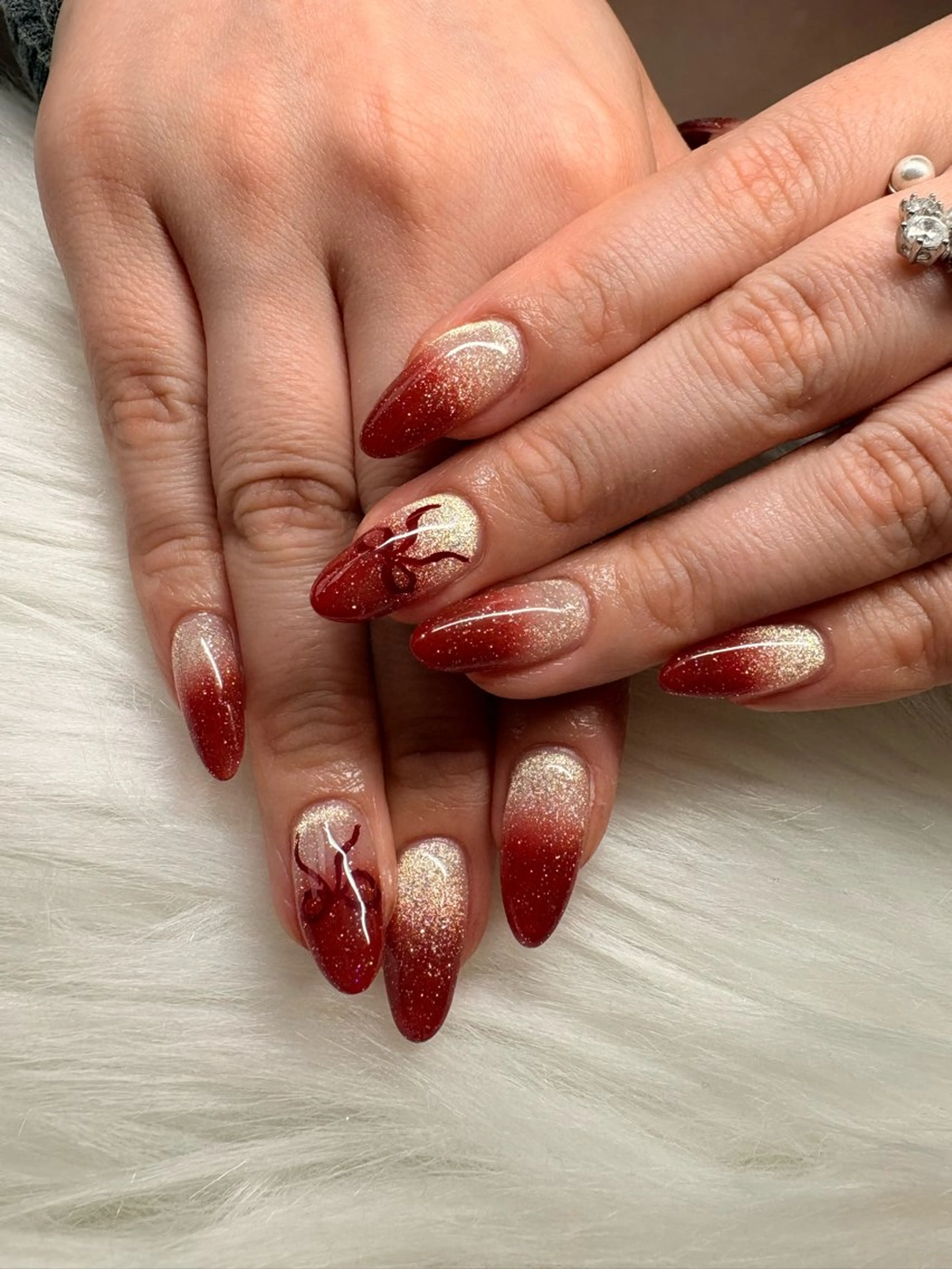 ミディアム Tiny Bliss 🐈‍⬛のネイルデザイン