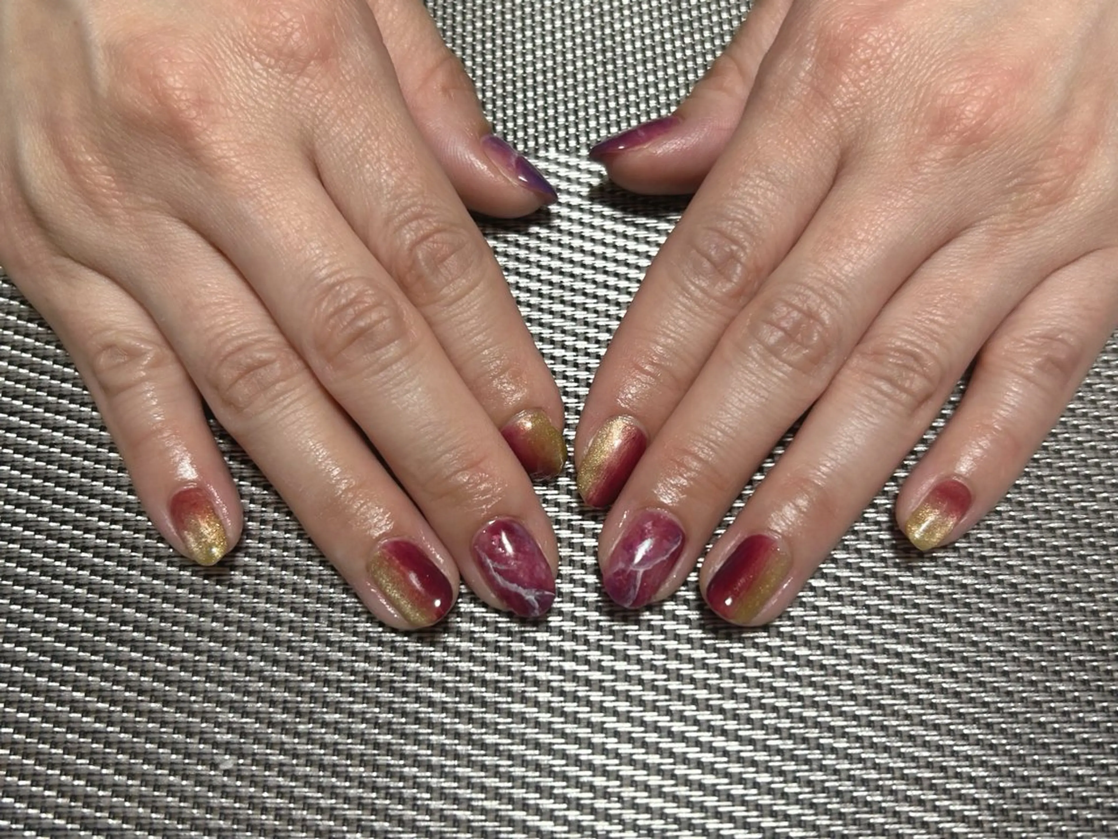 ネイル 大理石ネイル(マーブル) ハンドネイル i nailのネイルデザイン