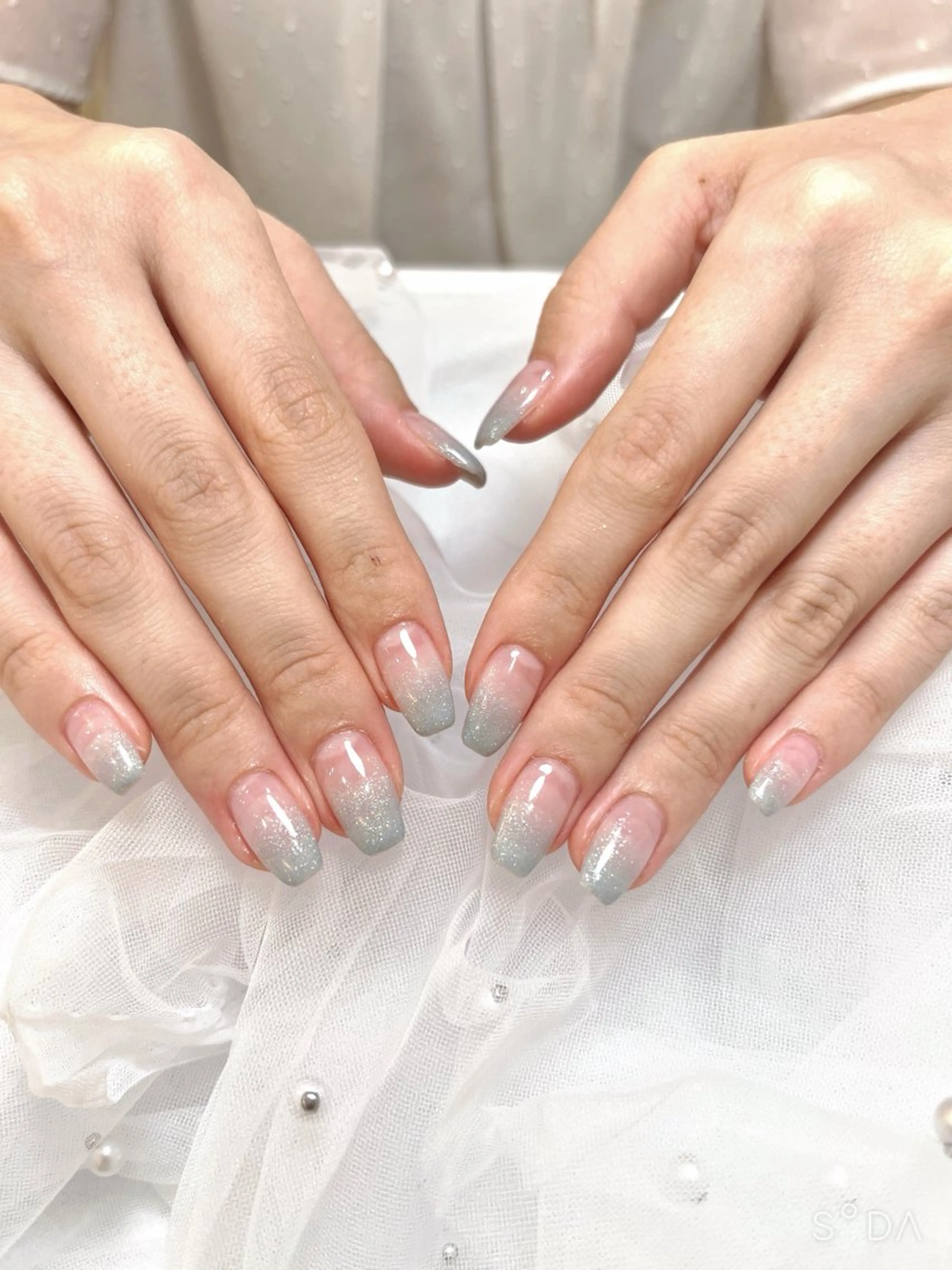 ネイル ラメ(グリッター) ラメグラデーション 水色 エルバイノリコ加藤 パラジェル取り扱い店のネイルデザイン