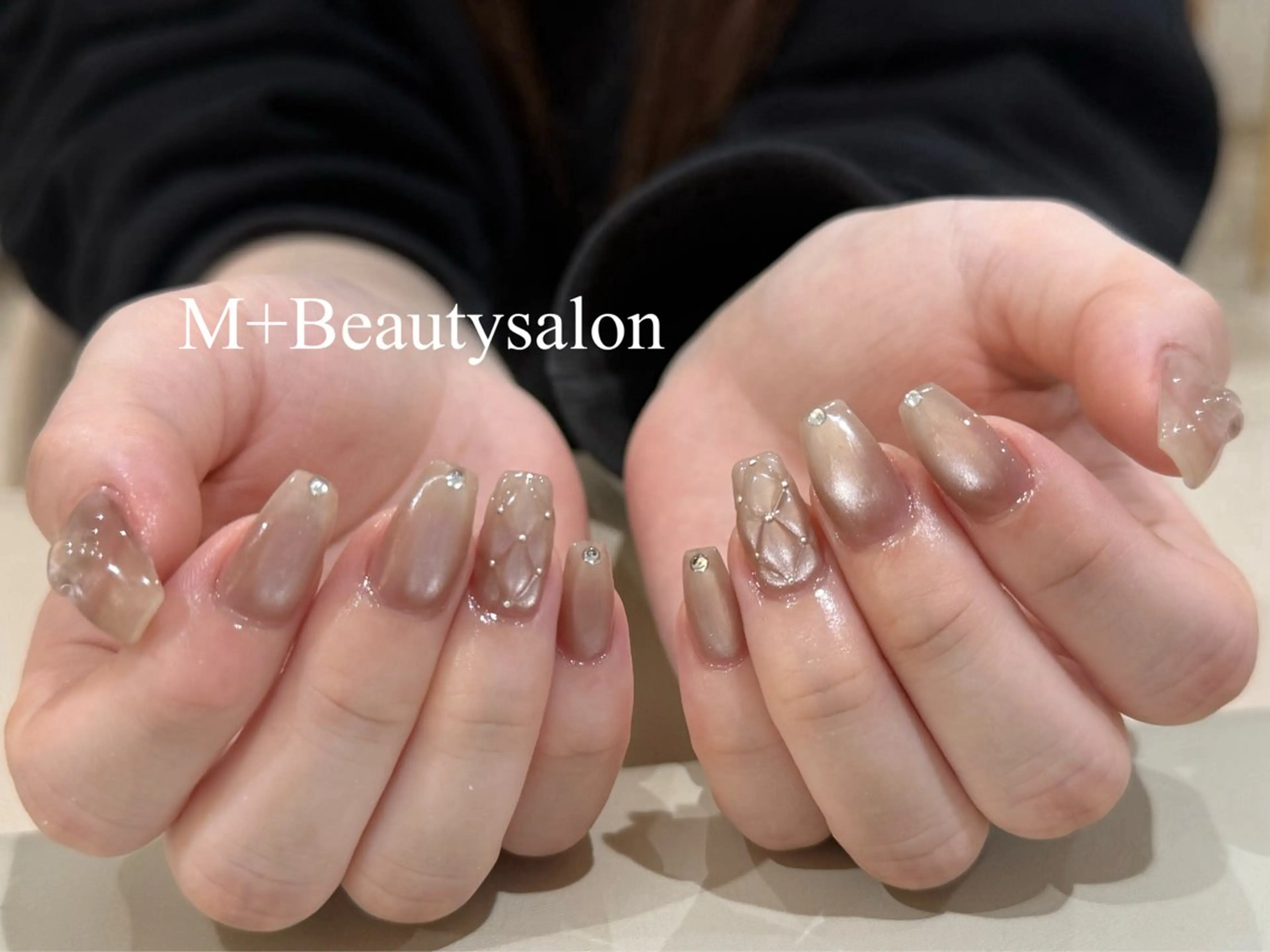 ネイル M+  Beauty Salonのネイルデザイン