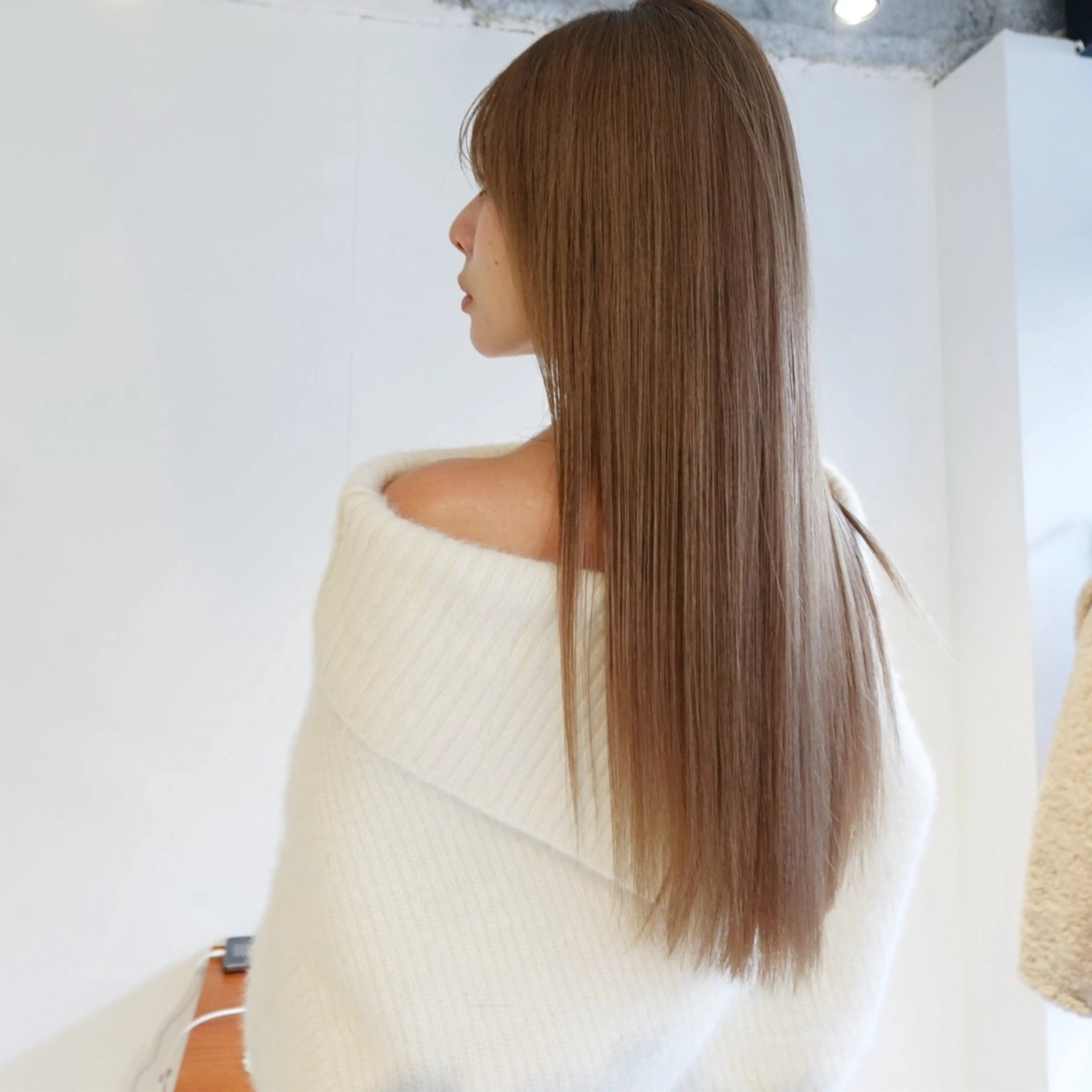 ロング カラー ベージュカラー ブリーチ ハイトーンカラー トリートメント 鎌倉駅/髪質改善 ケラチン/RONUのヘアスタイル