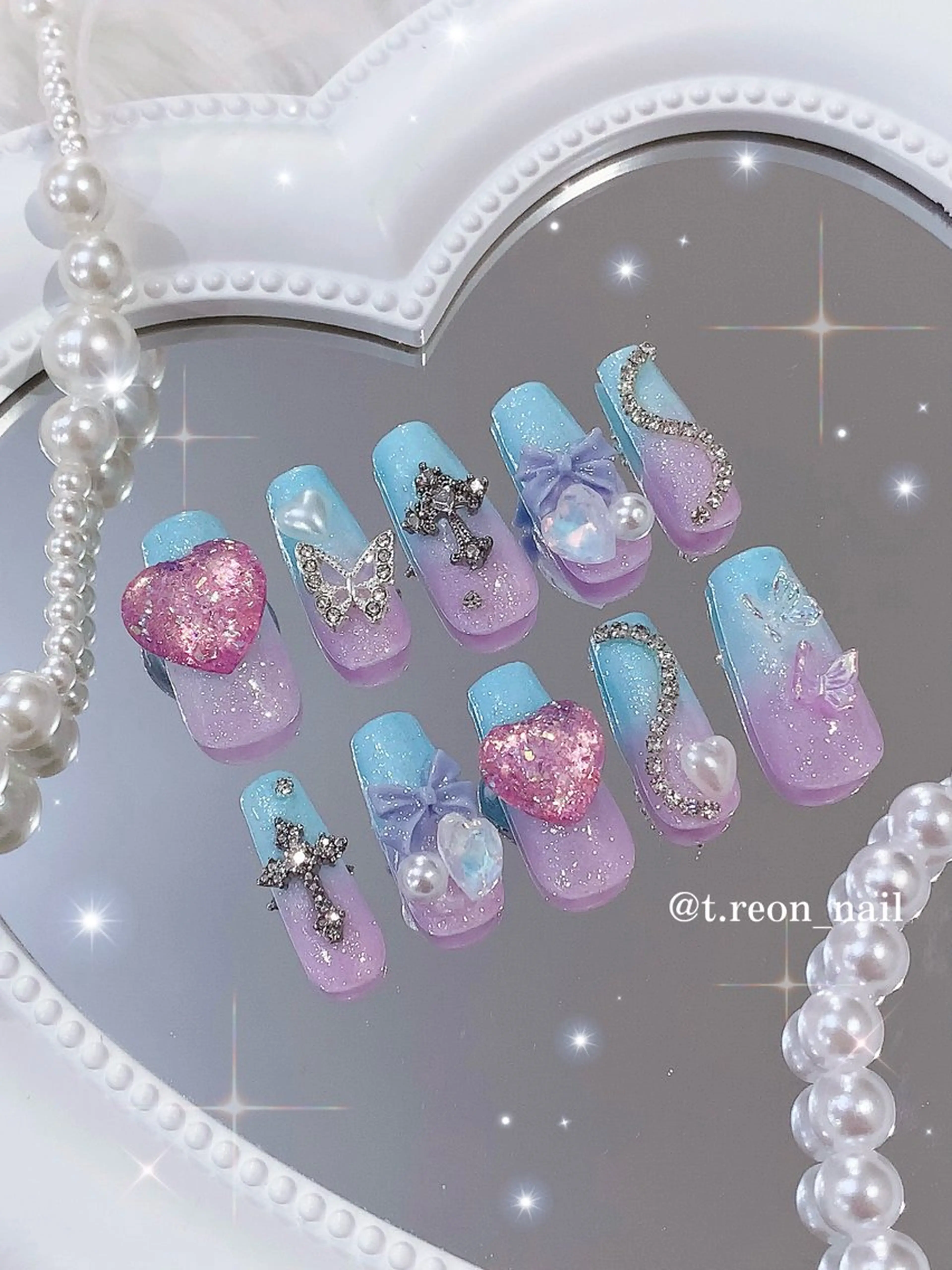 ネイル グラデーション ハート ラメ(グリッター) 水色 ロングネイル ハンドネイル 3Dアートネイル💗 都築レナのネイルデザイン