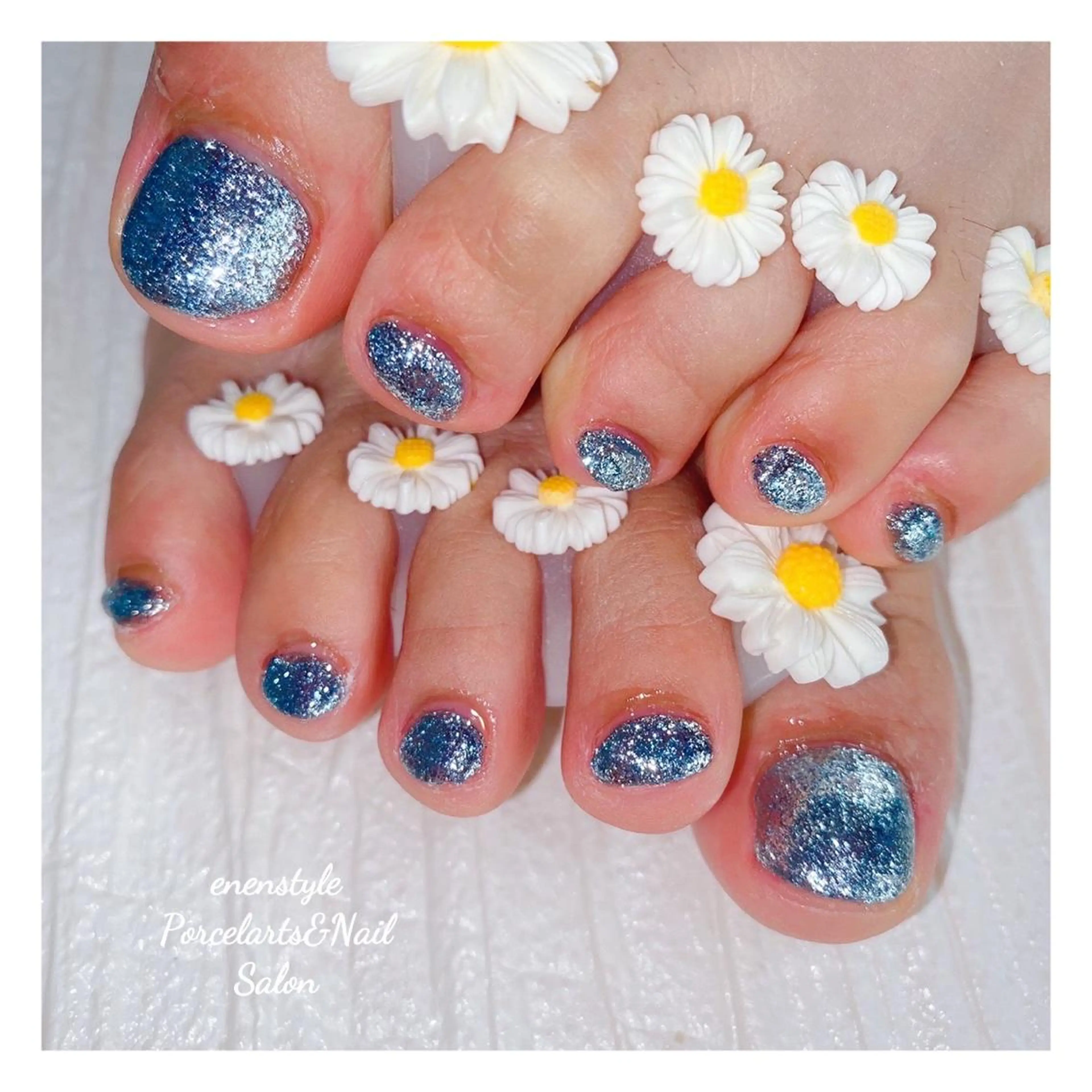 ミディアム ネイル 👑enen style👑のネイルデザイン