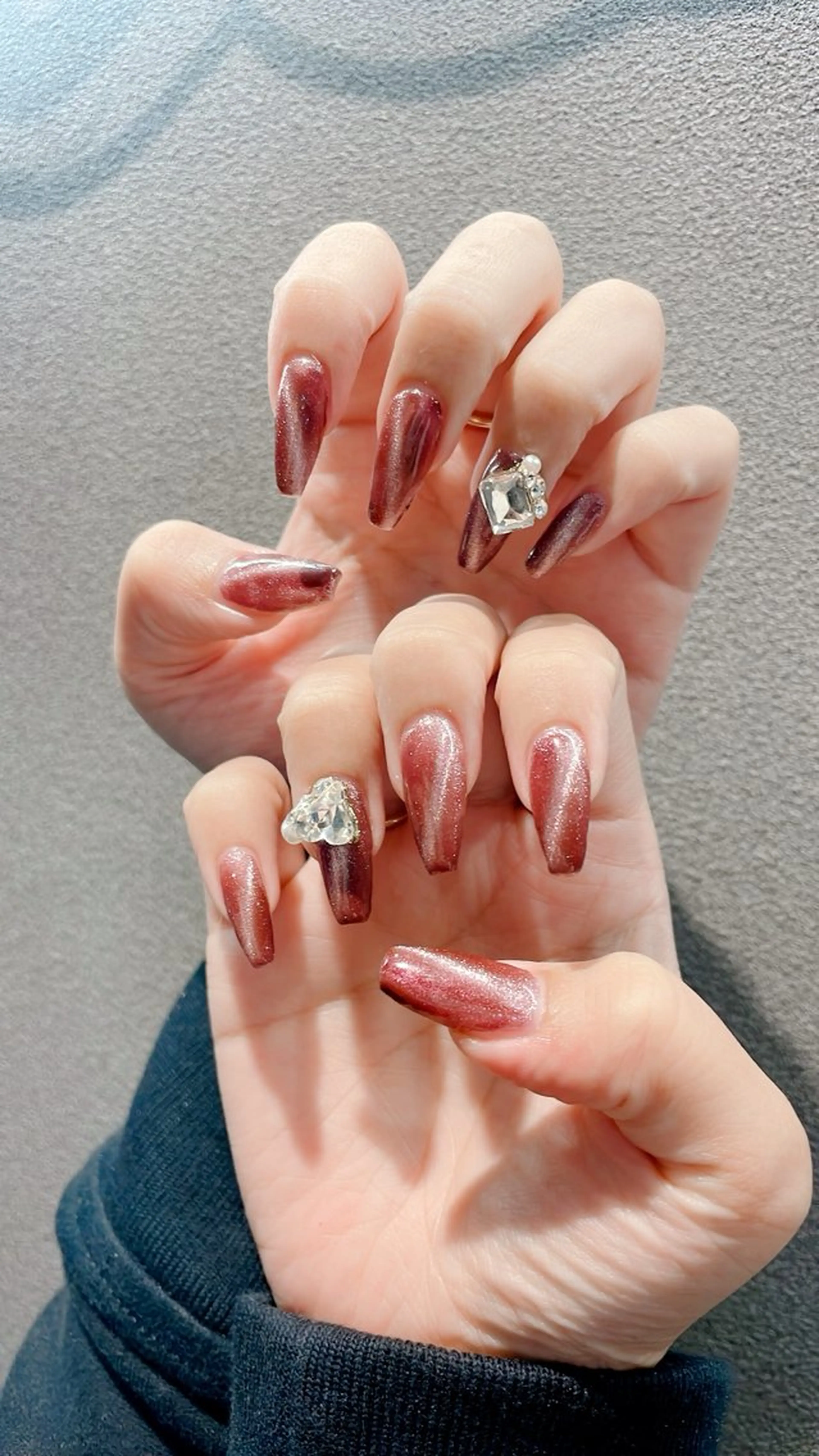 ネイル マグネットネイル 三原 麻佑のネイルデザイン