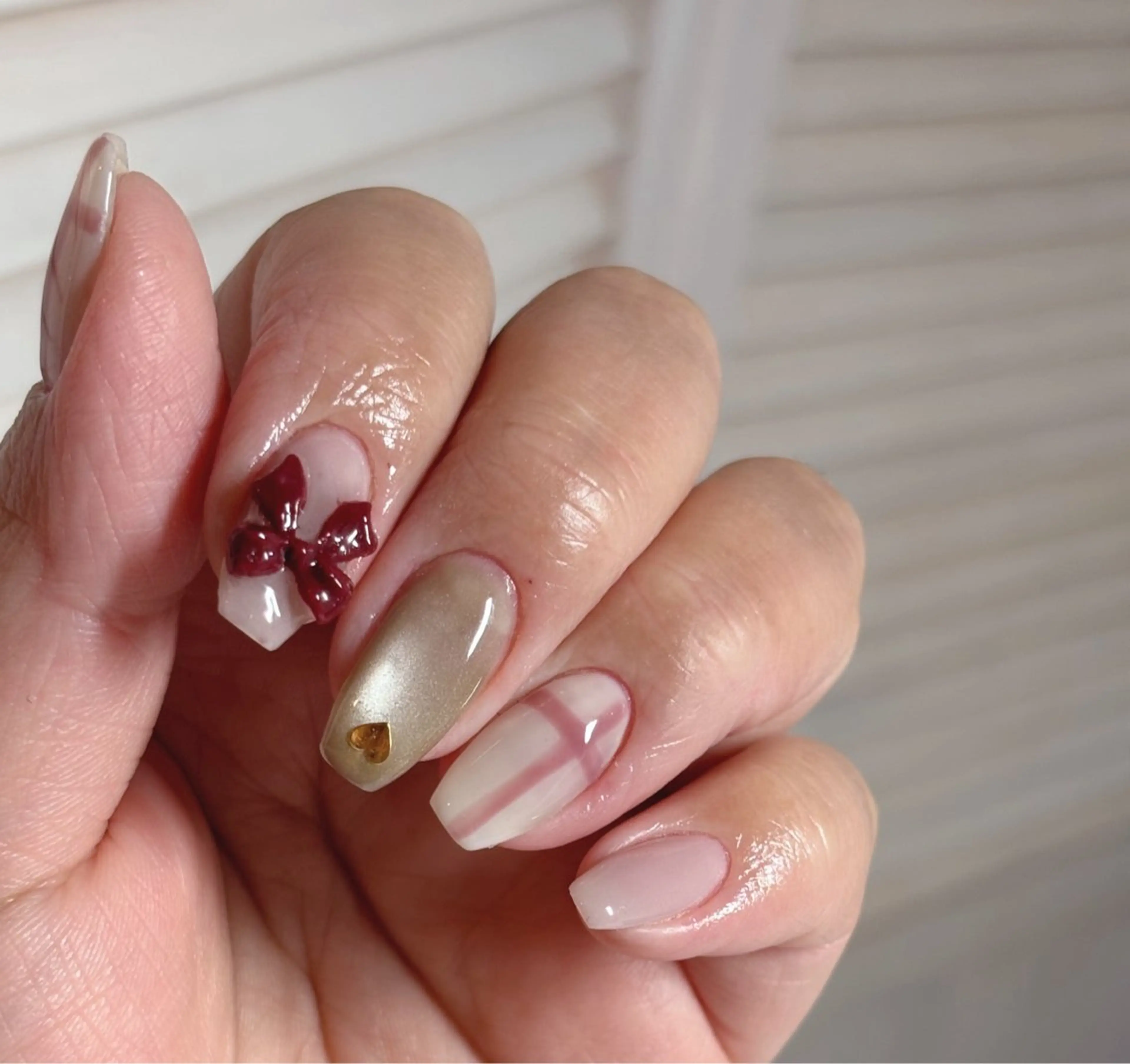 ネイル ジェルネイル 韓国ネイル マグネットネイル オフィスネイル パラジェル ハンドネイル Shanti🩵 NARITAのネイルデザイン