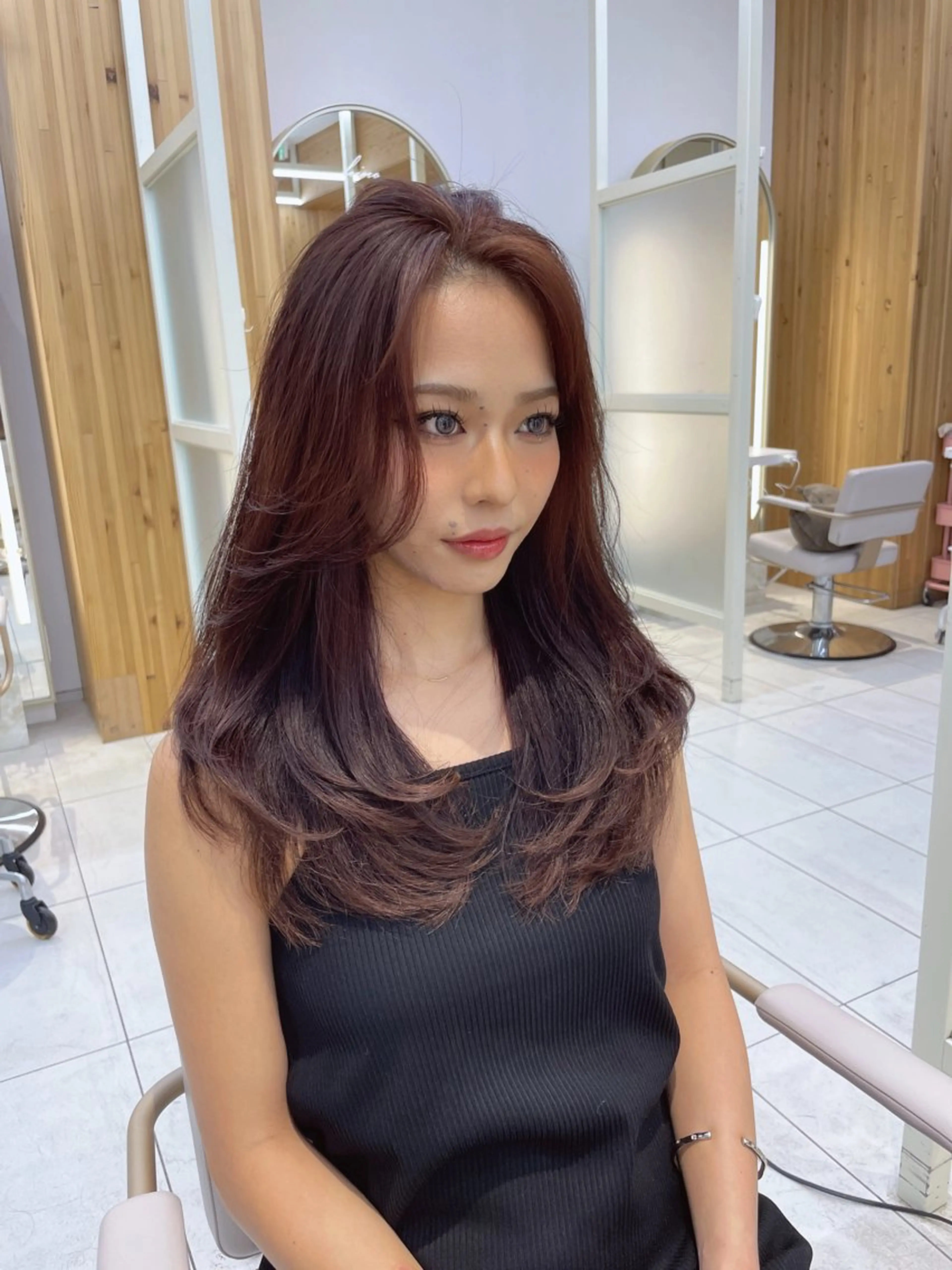 セミロング レイヤー/顔周り /透明感/TAKUのヘアスタイル