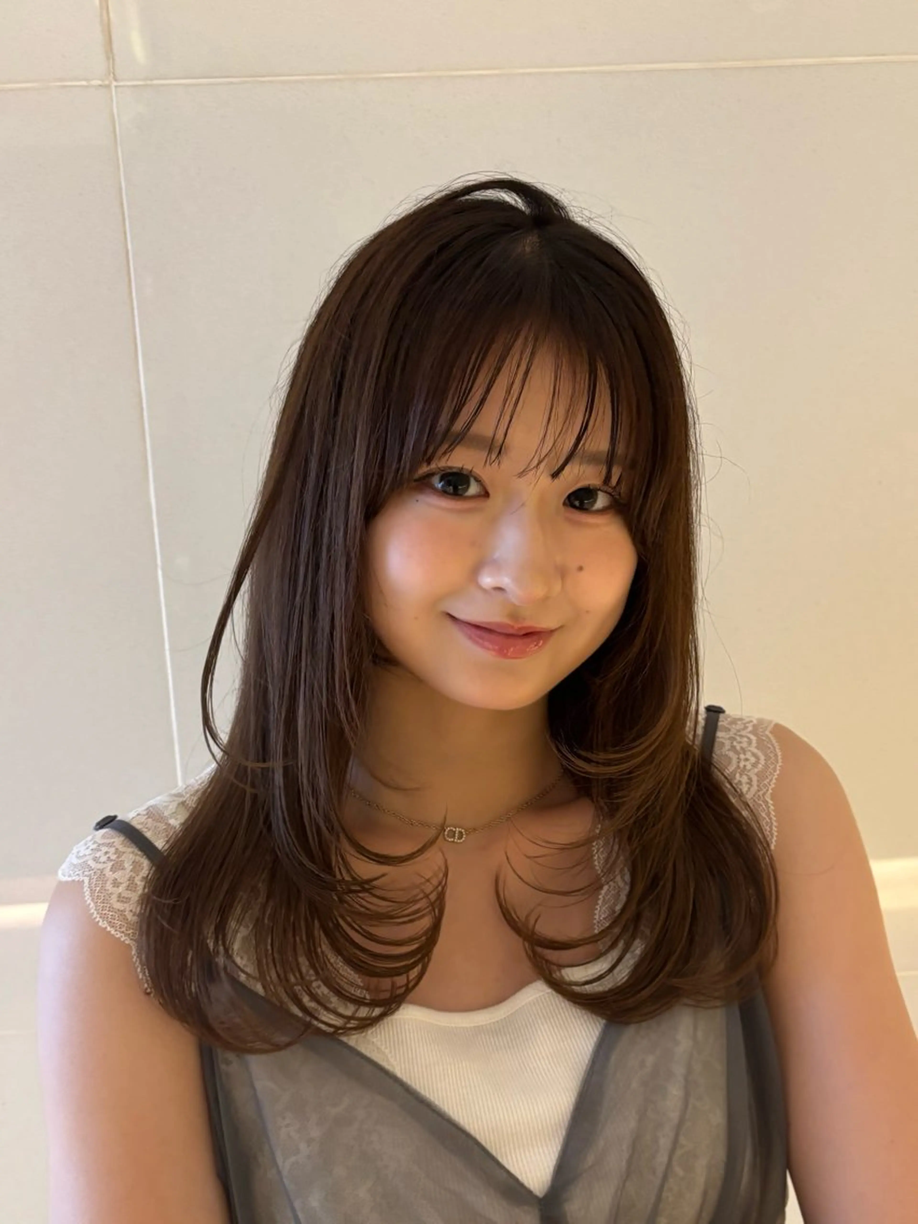 ロング レイヤーカット カット ヘアカラー トリートメント Ayano‪‪🎀似 合わせ×透明感🎀のヘアスタイル