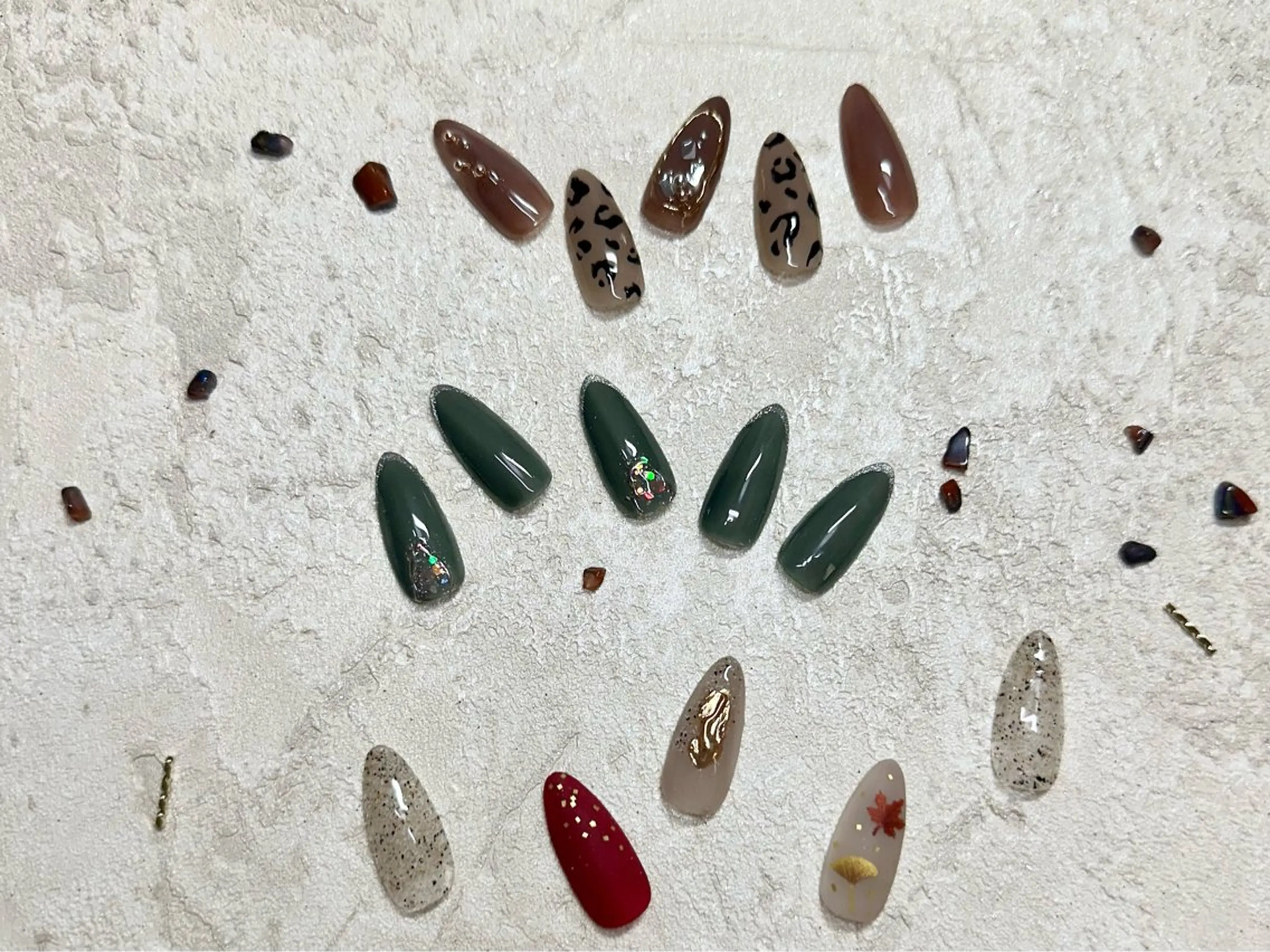 ミディアム Bonheur 【ボヌール】のネイルデザイン