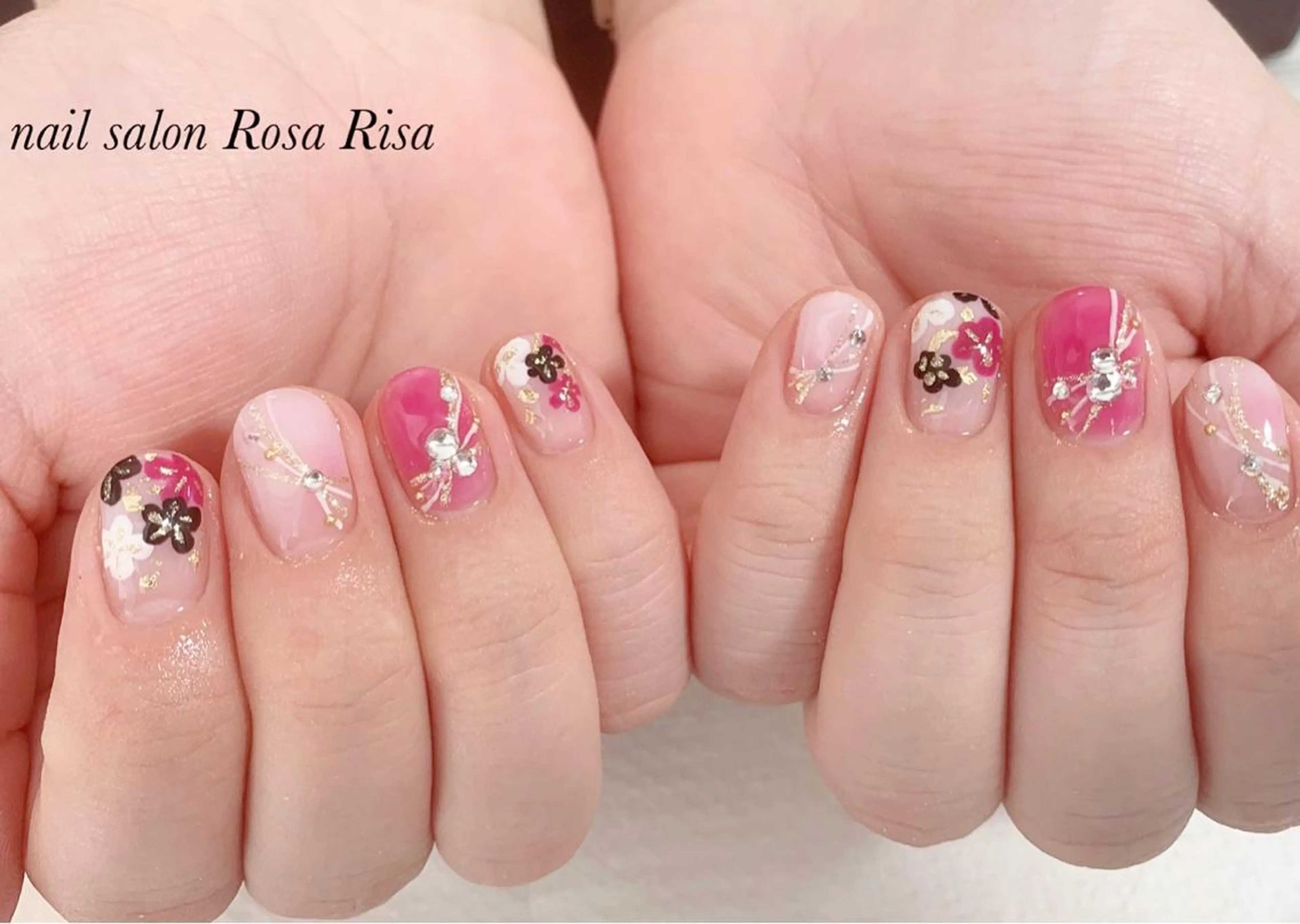 ショート ネイル ネイルスタジオ シェイクユアハンズのネイルデザイン