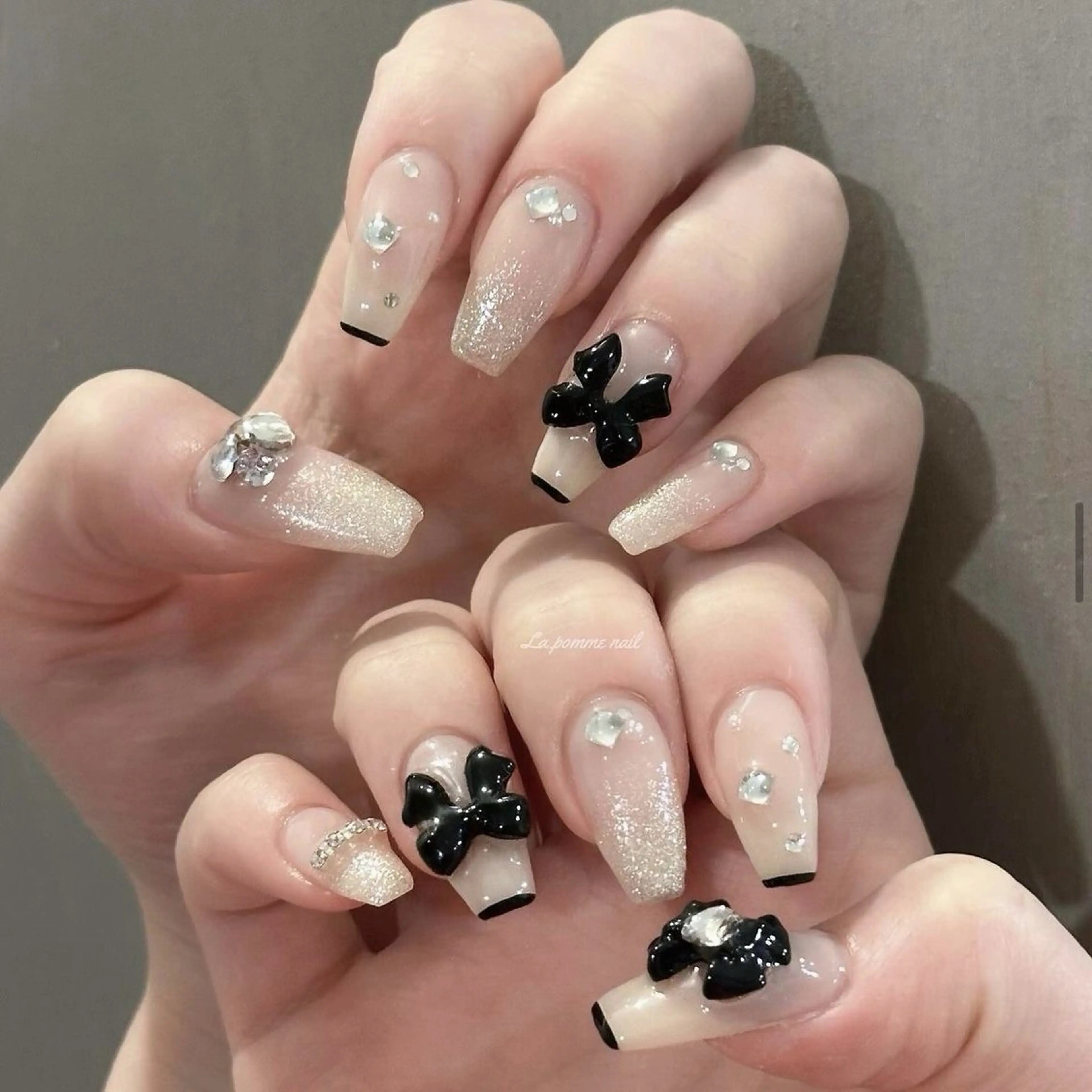 ネイル フレンチネイル キラキラネイル 韓国ネイル シンプルネイル ワンホンネイル ハンドネイル MEI Nailのネイルデザイン