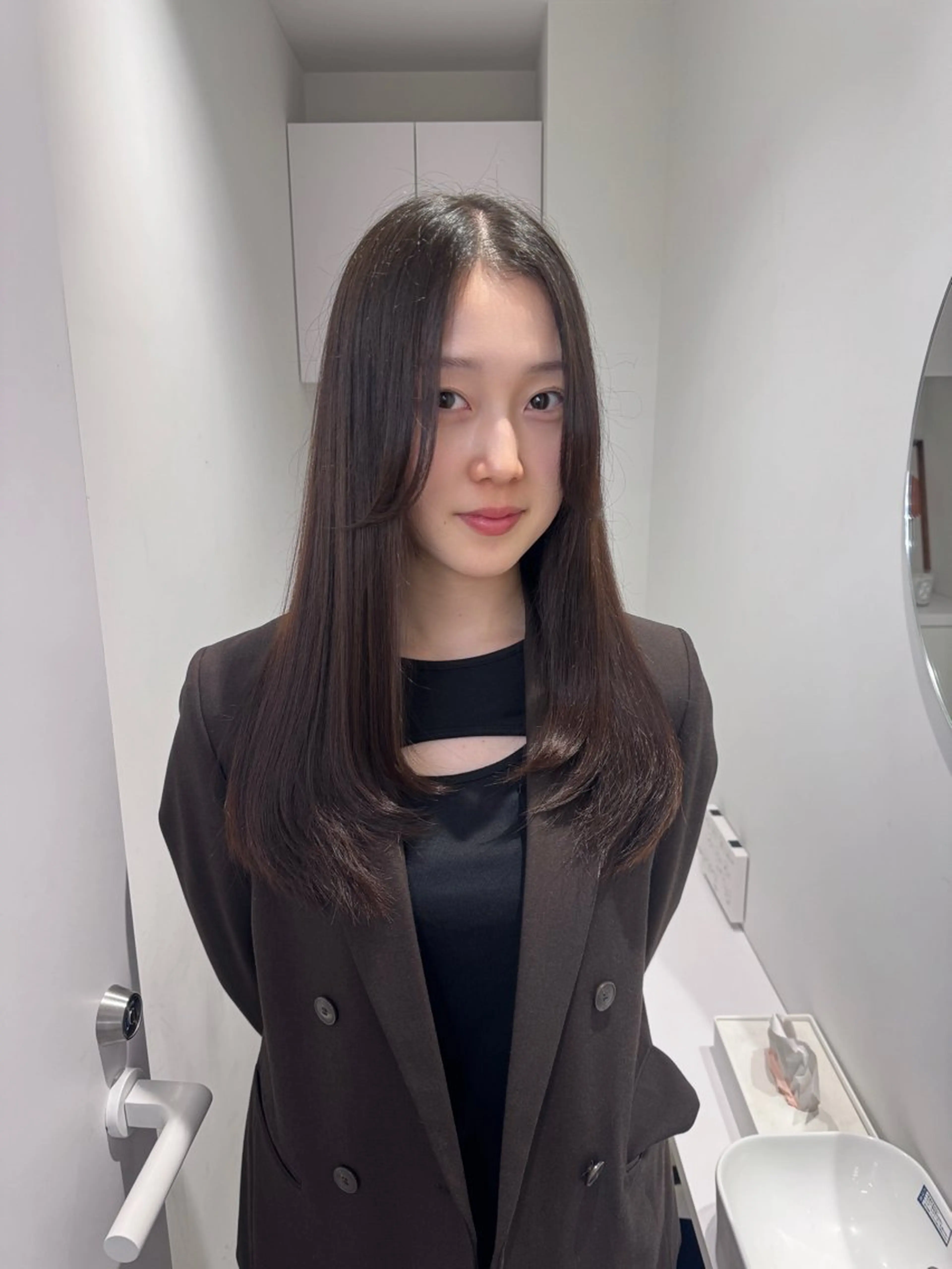 ロング カット トリートメント 透明感カラー🫧⌇ AO🫐🩵のヘアスタイル