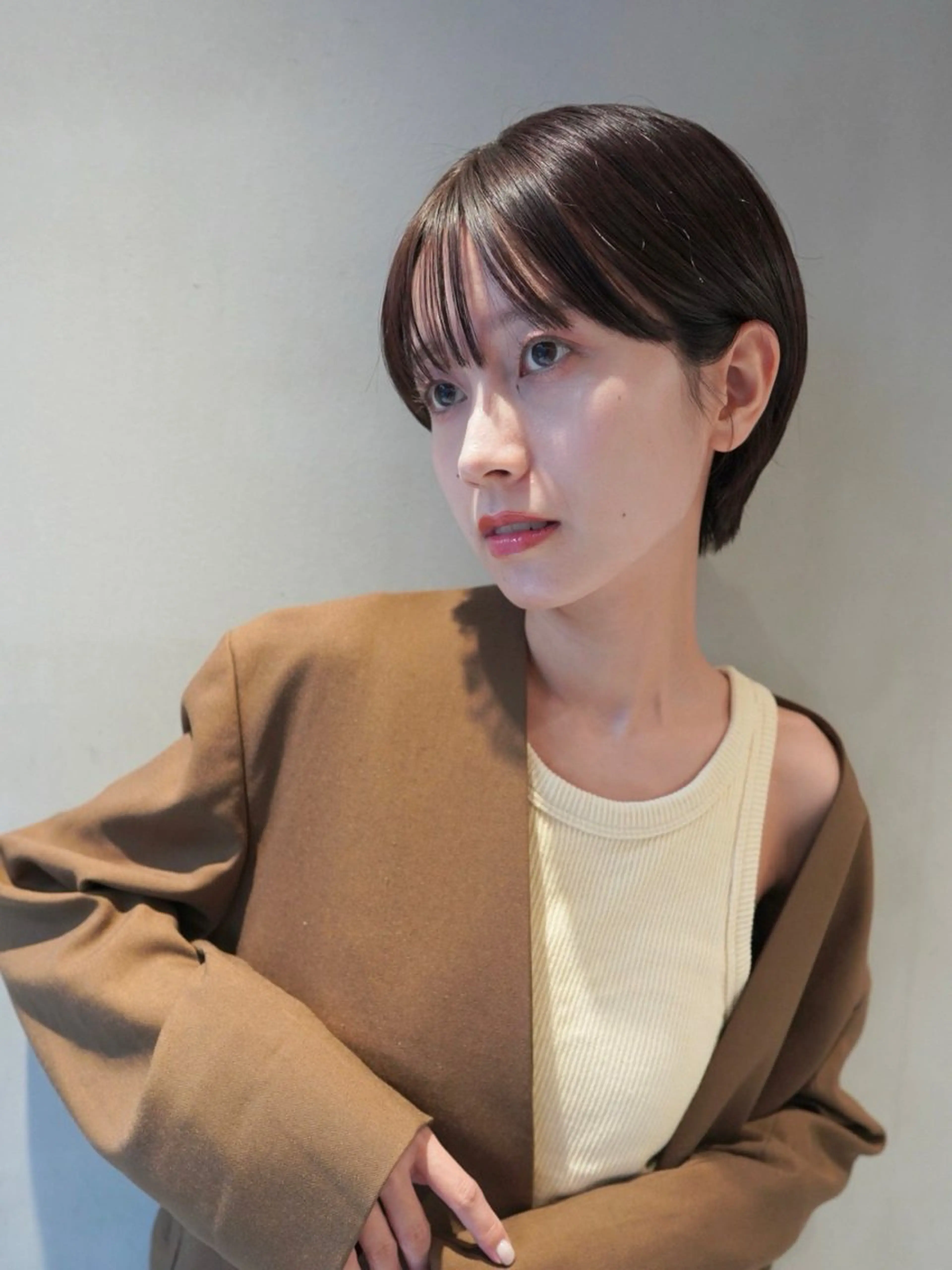 ショート 切りっぱなしボブ/ 艶カラー/綾莉のヘアスタイル