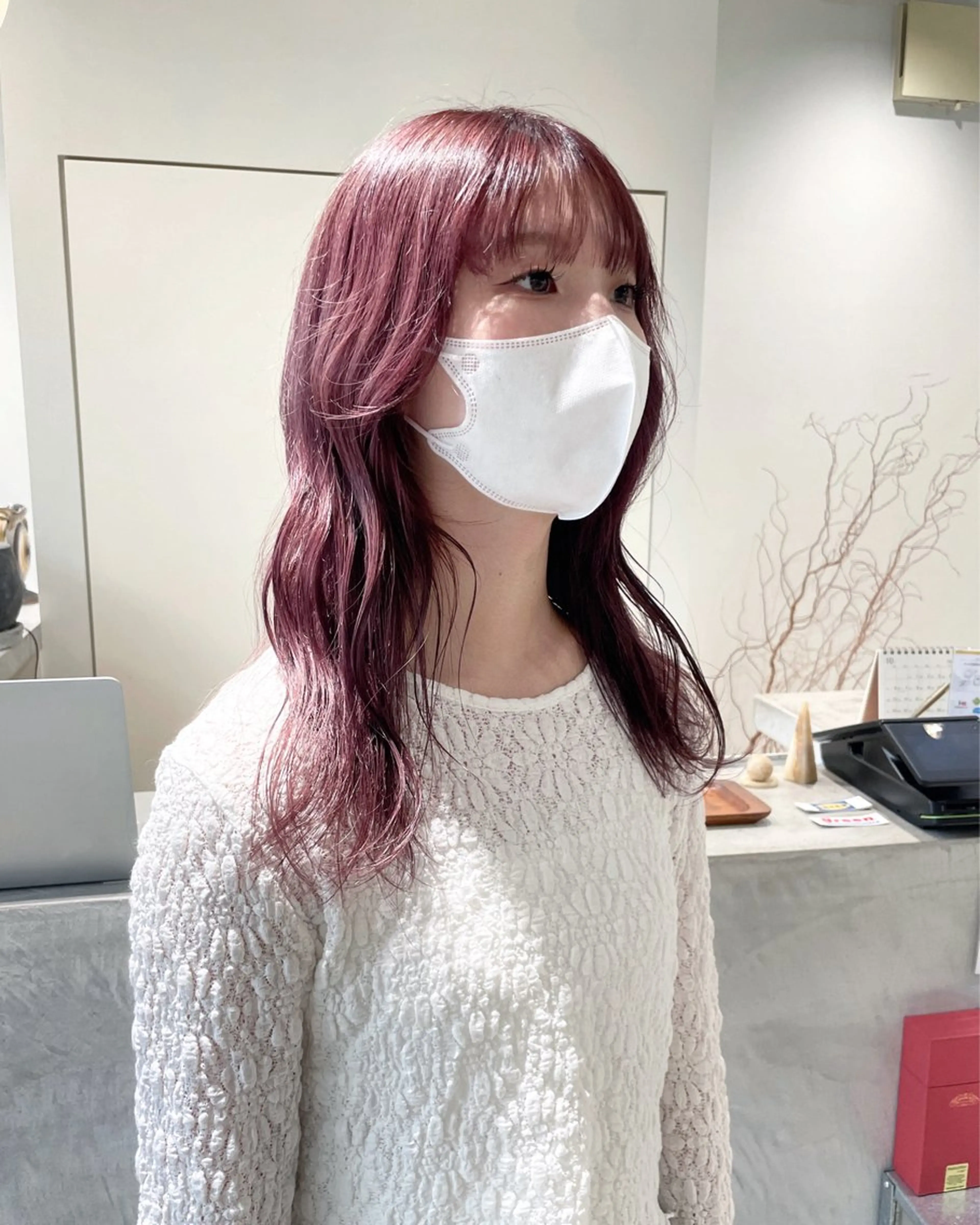 ロング カラー ヘアカラー 林 千聖のヘアスタイル