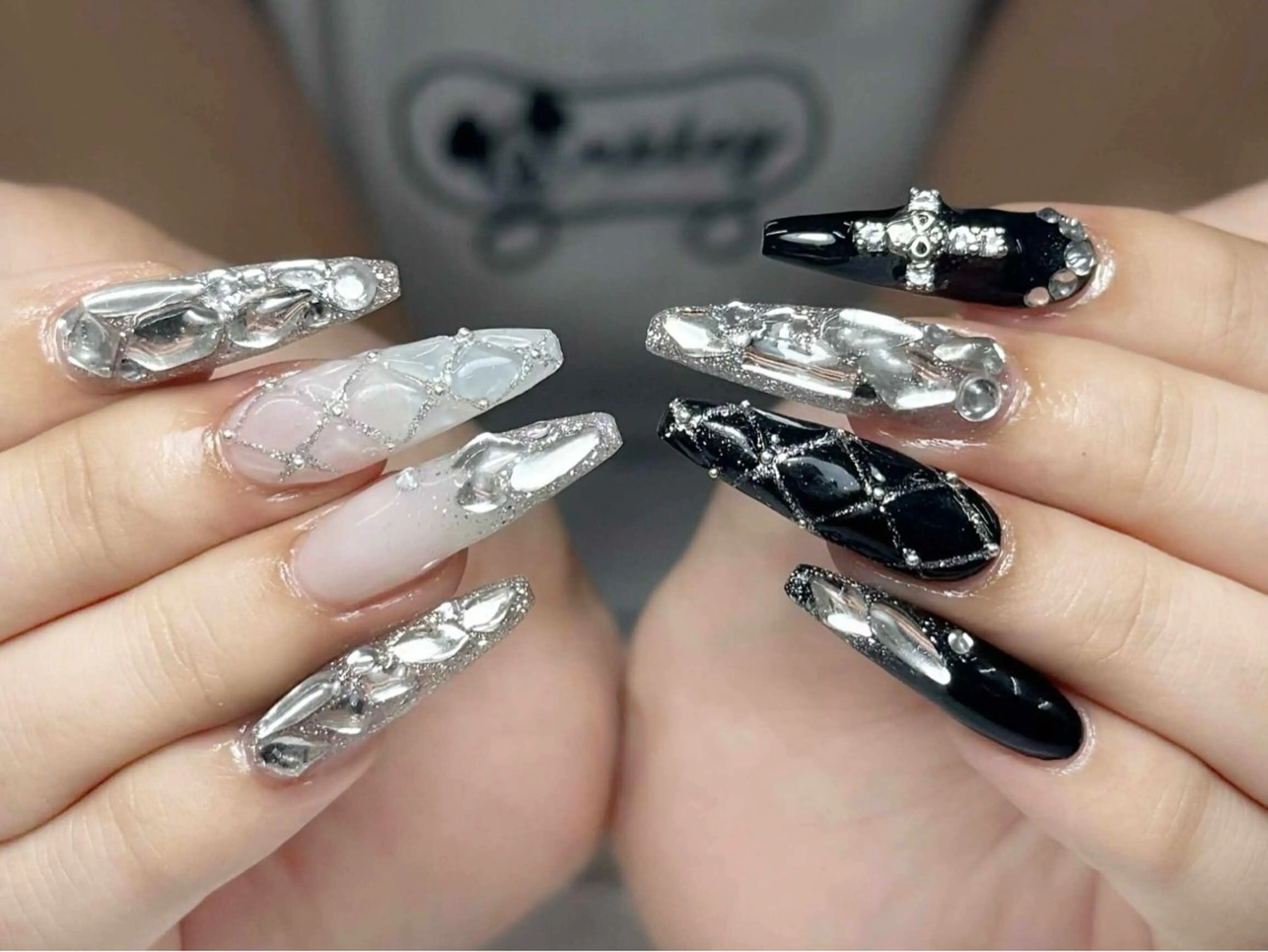 ネイル ハンドネイル ハンドケア Nova Nail Salonのネイルデザイン