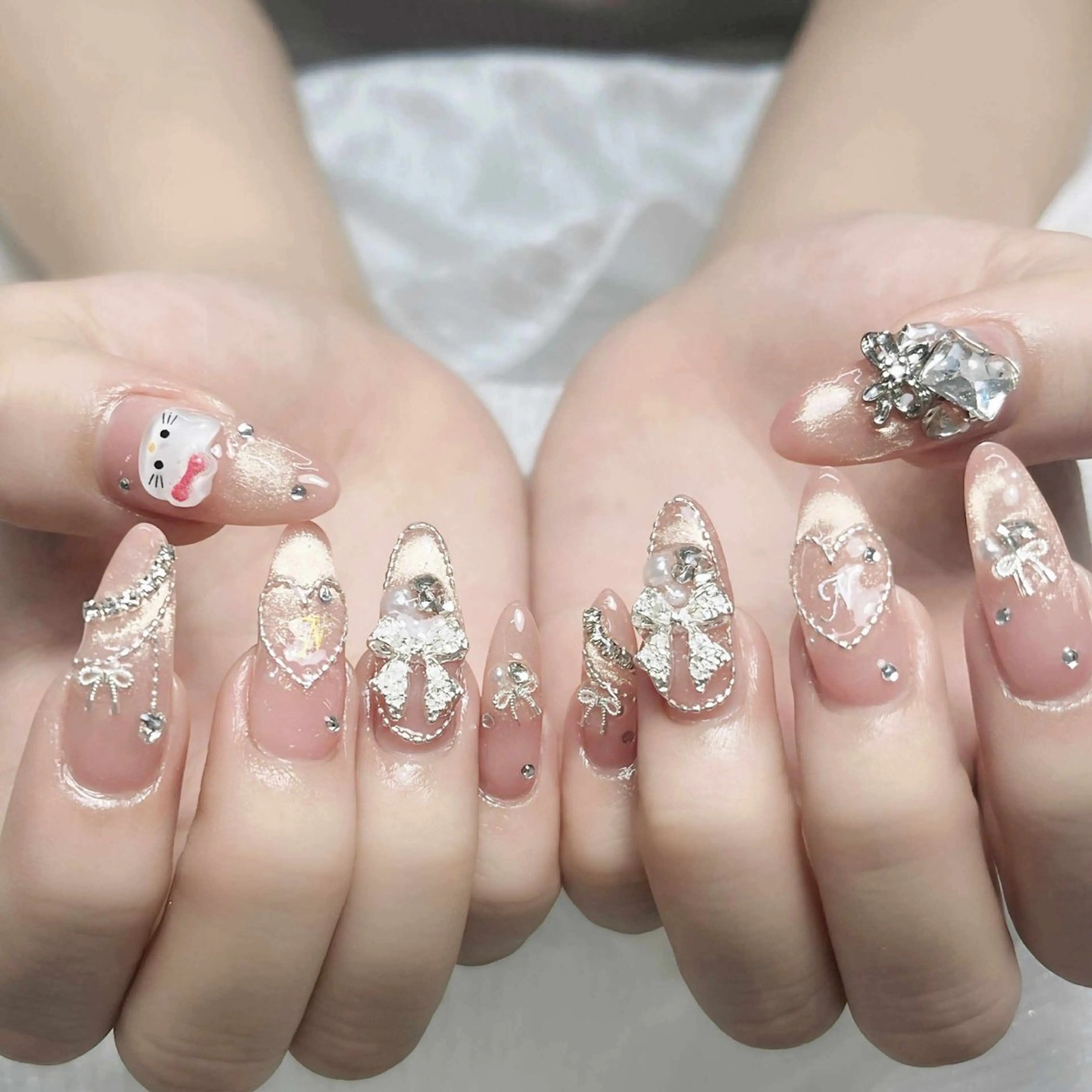 ネイル ハンドネイル ハンドケア Nova Nail Nambaのネイルデザイン