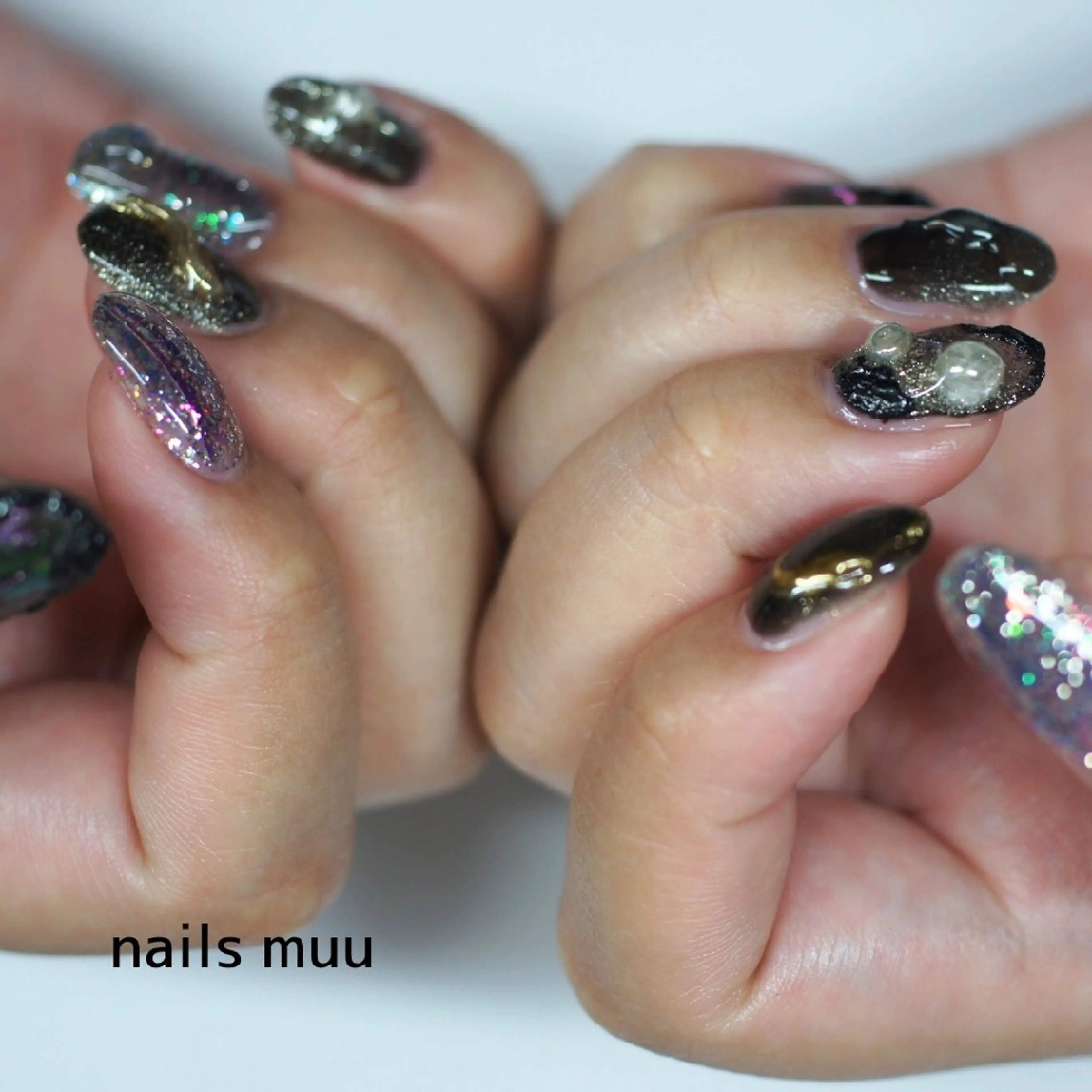 ネイル フラッシュネイル ジェルネイル ラメ(グリッター) ミラーネイル ハンドネイル nails muu まゆのネイルデザイン