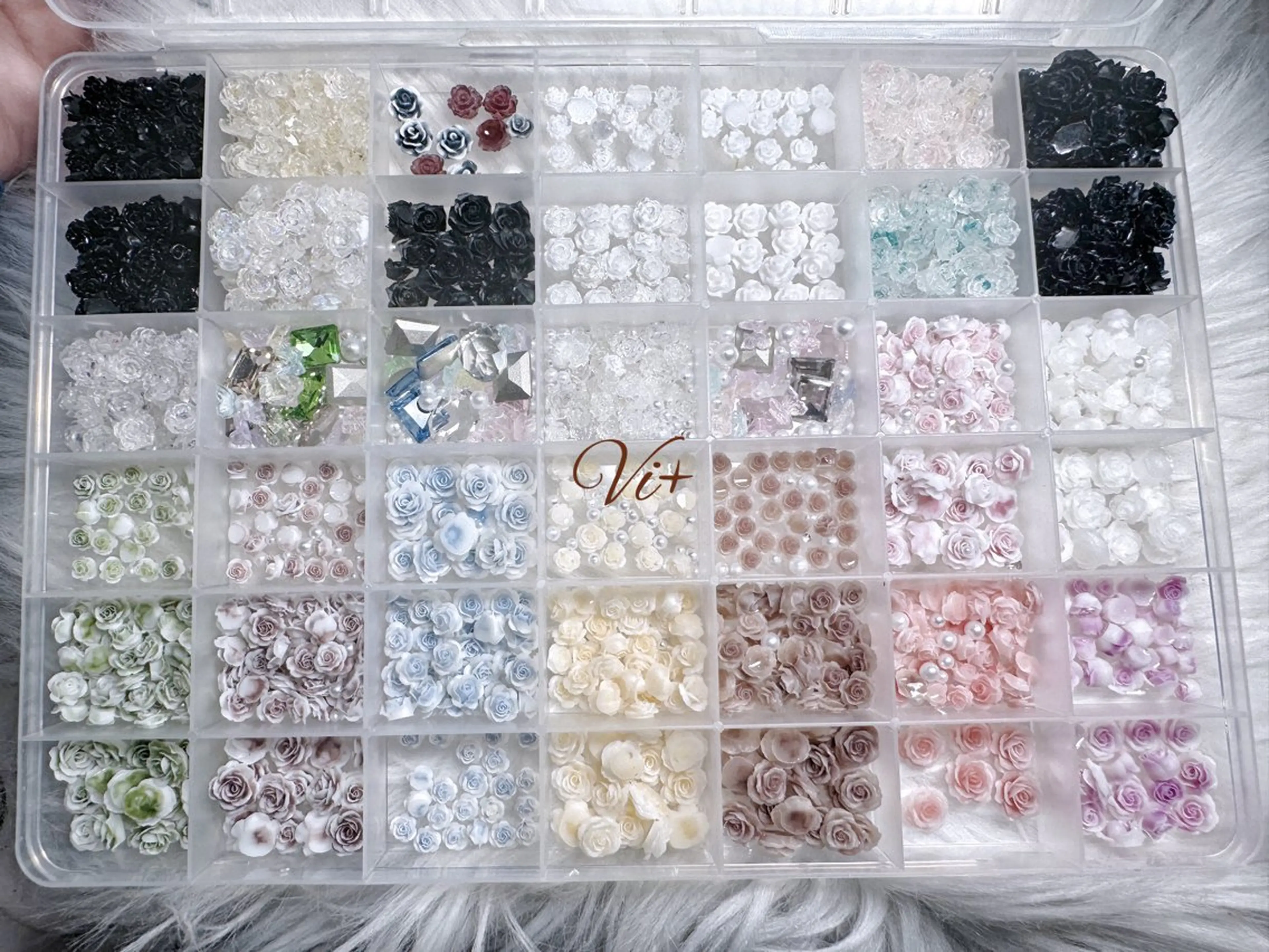 ネイル ✨Nailsalon Vi+✨のネイルデザイン