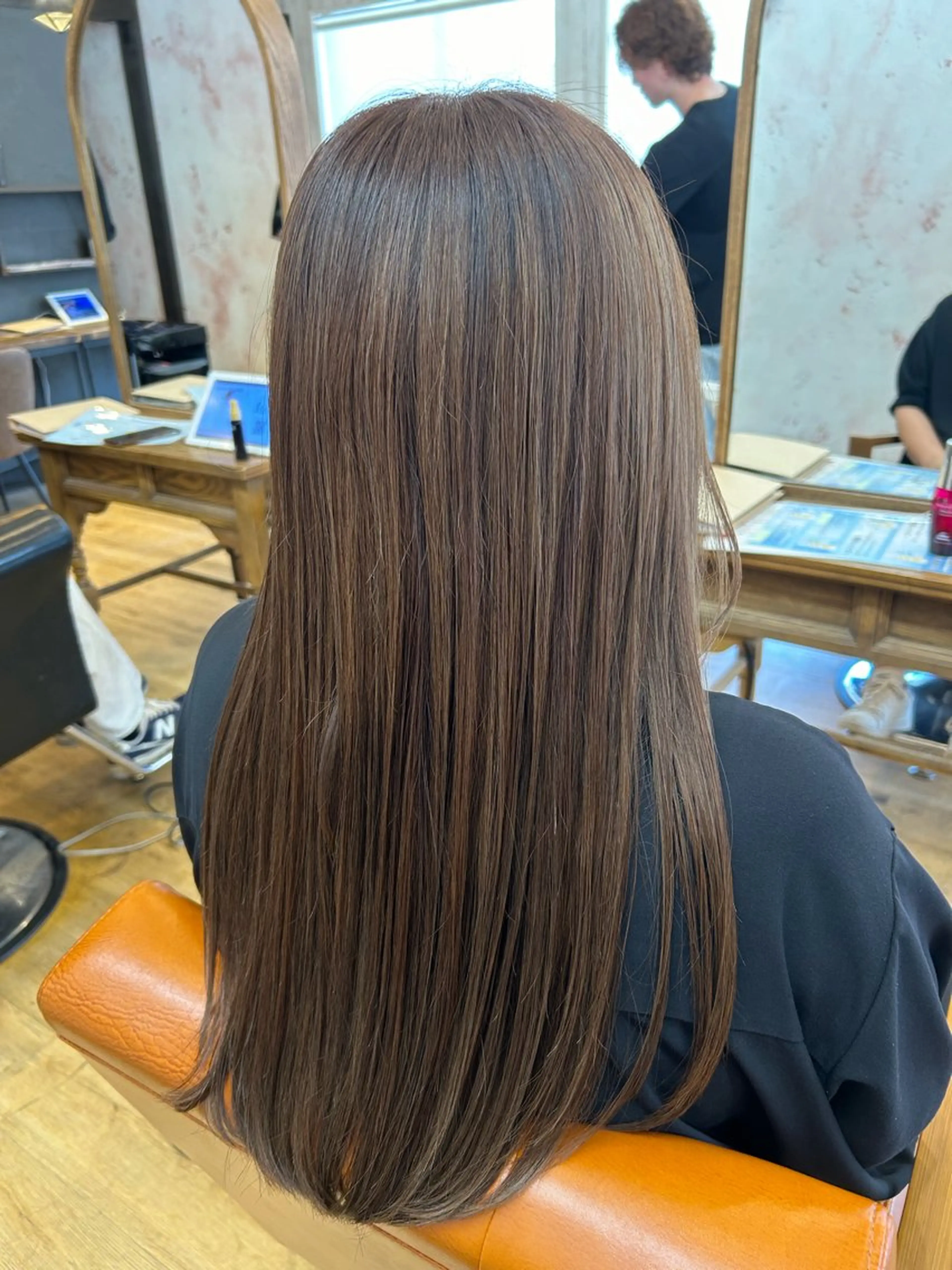 ロング ヘアカラー トリートメント ✨縮毛矯正✨艶髪✨️ 髪質改善✨鴻巣✨️のヘアスタイル