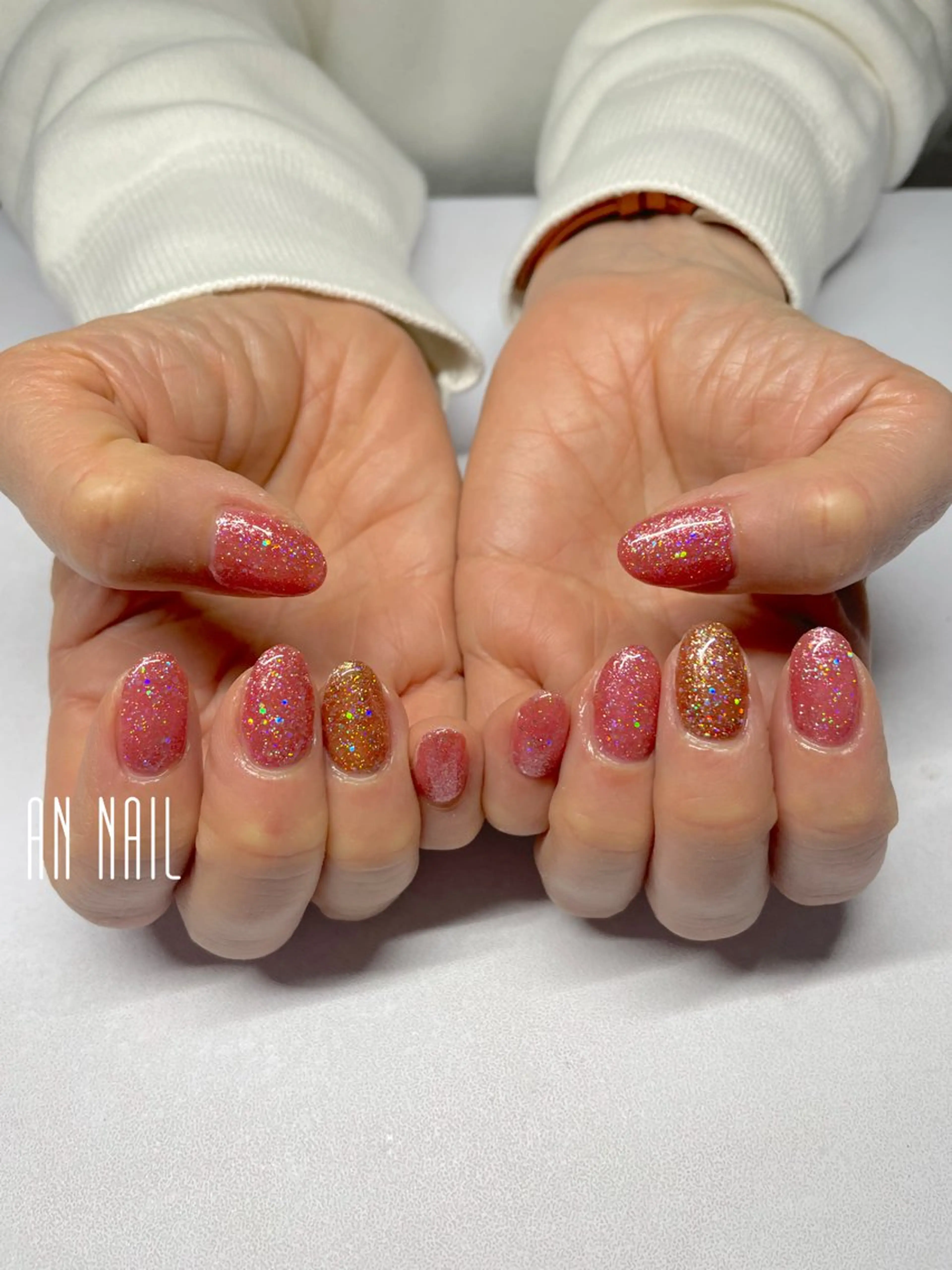 ネイル ラメ(グリッター) ピンク バレンタイン ハンドネイル AN Nailのネイルデザイン