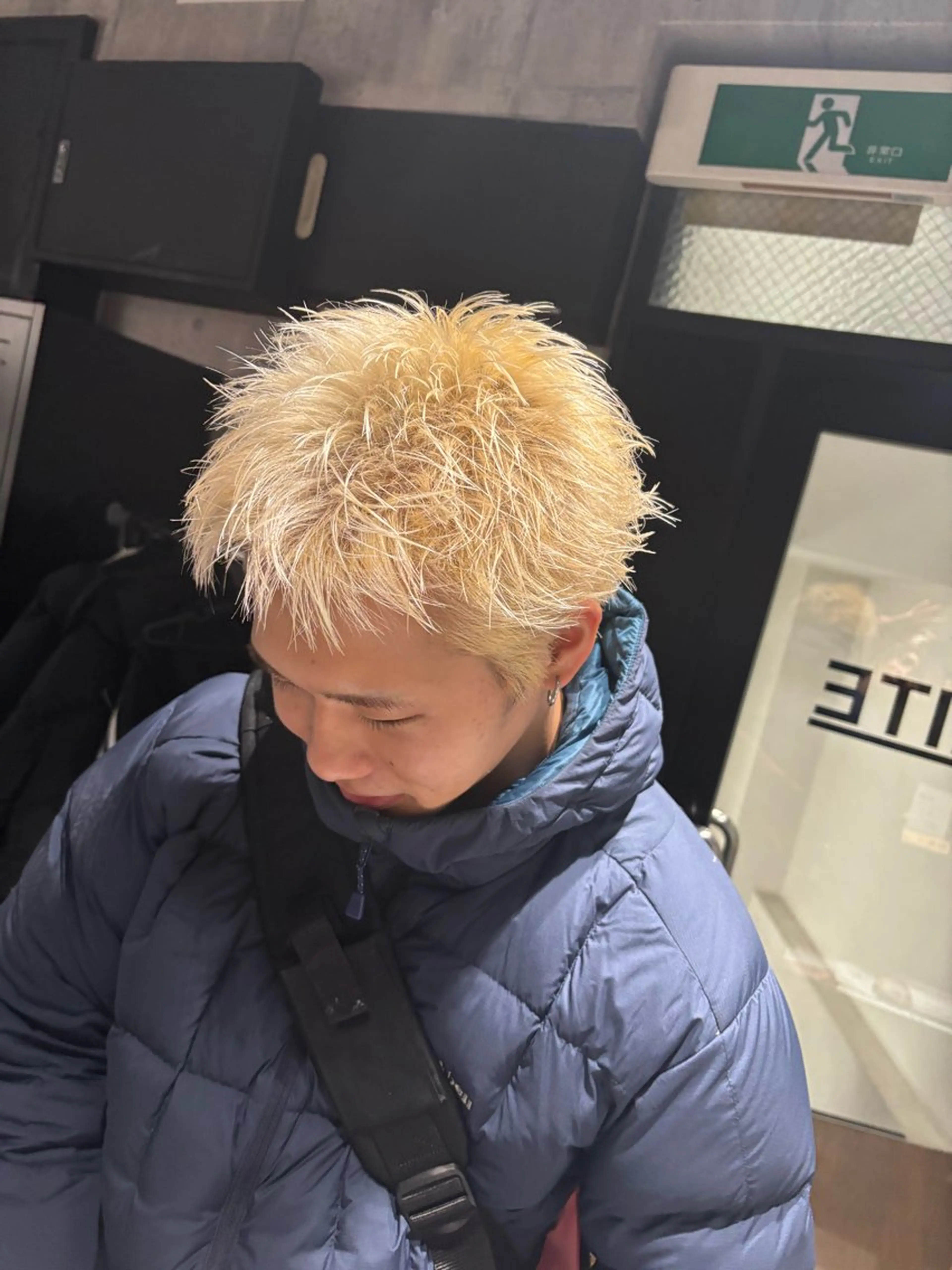 メンズ カット ヘアカラー トリートメント _WHITE / KENTOのヘアスタイル