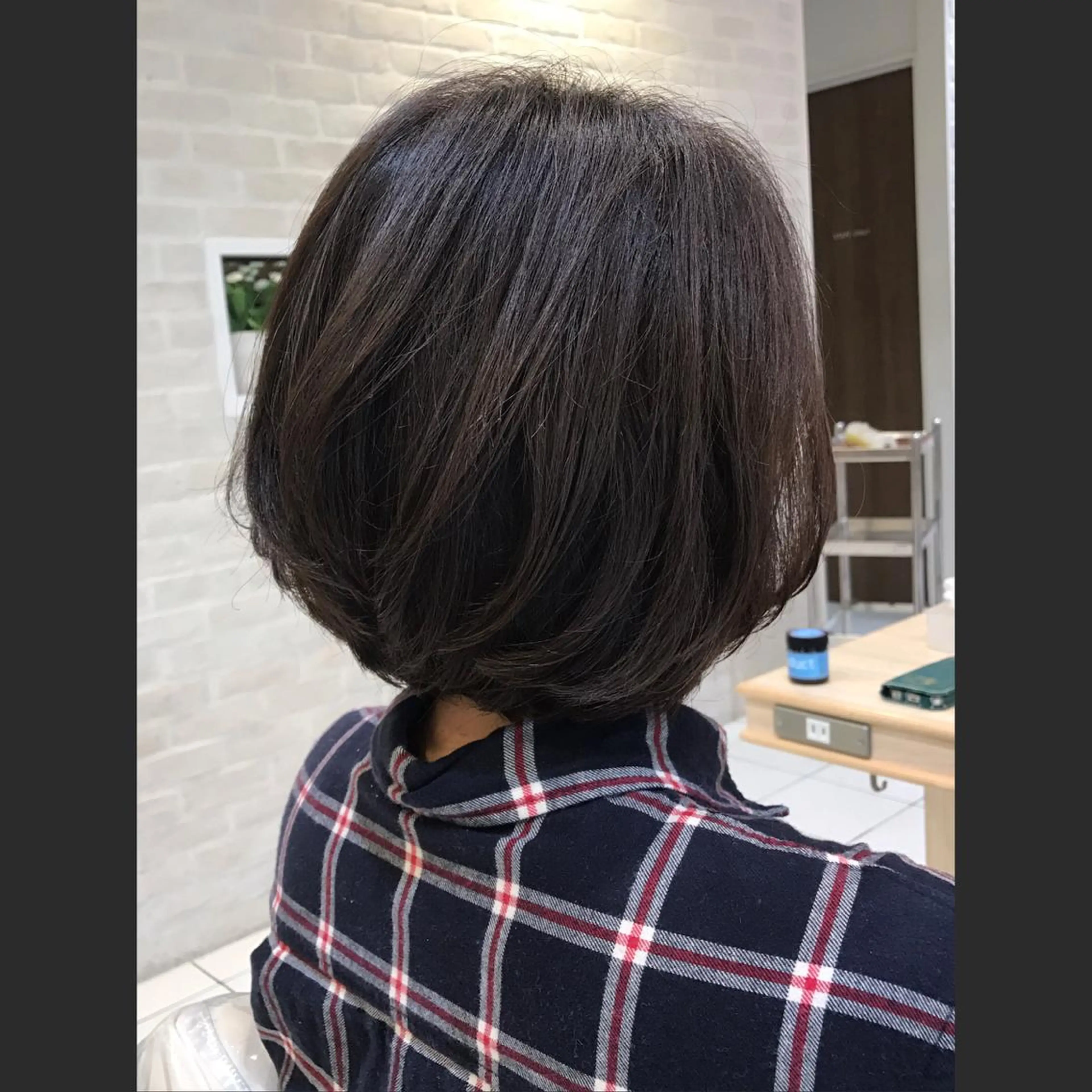 ミディアム くせ毛 Uno. 本気で ヘアに悩む方へ✨のヘアスタイル