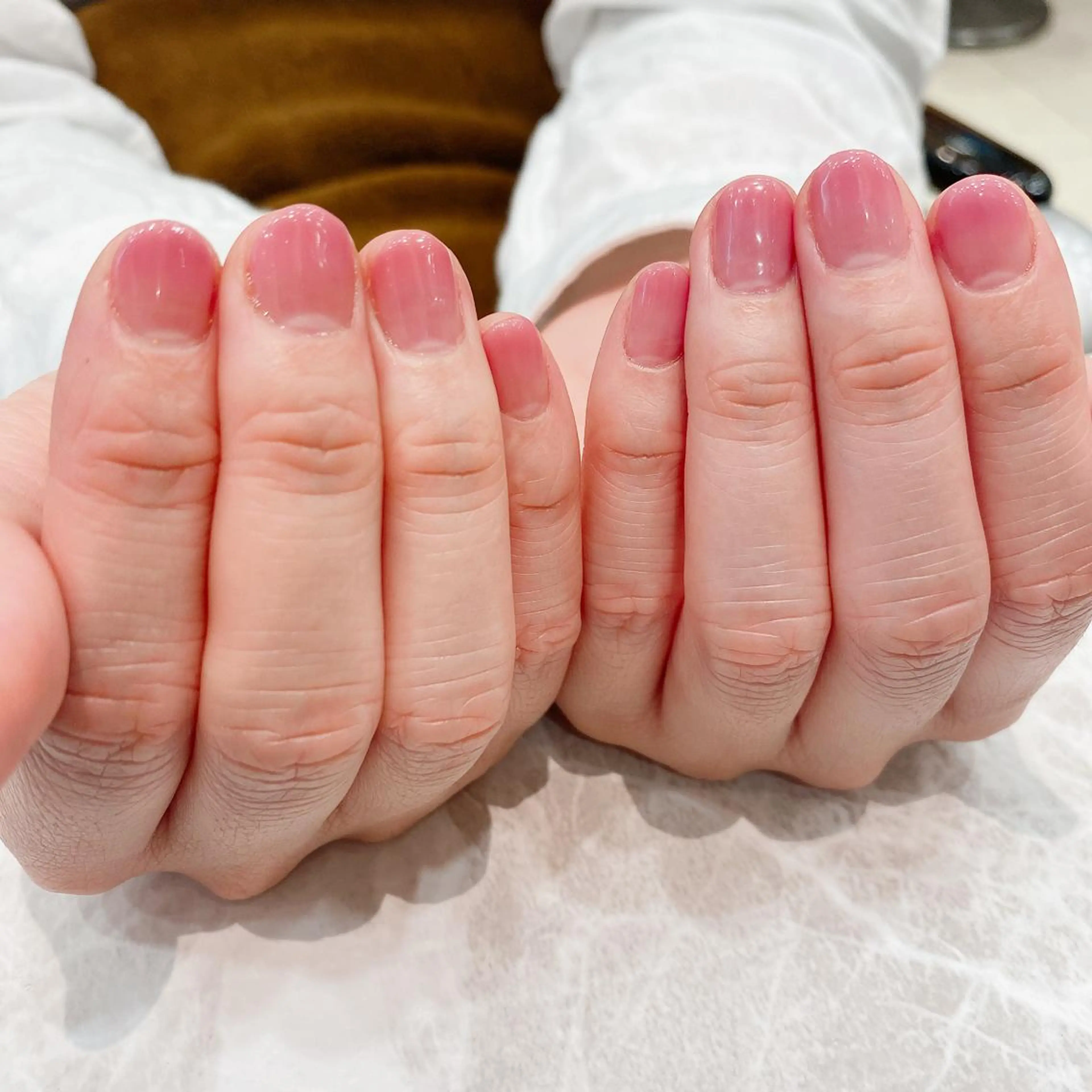 ネイル グラデーション ピンク ハンドネイル 関谷 真登佳のネイルデザイン