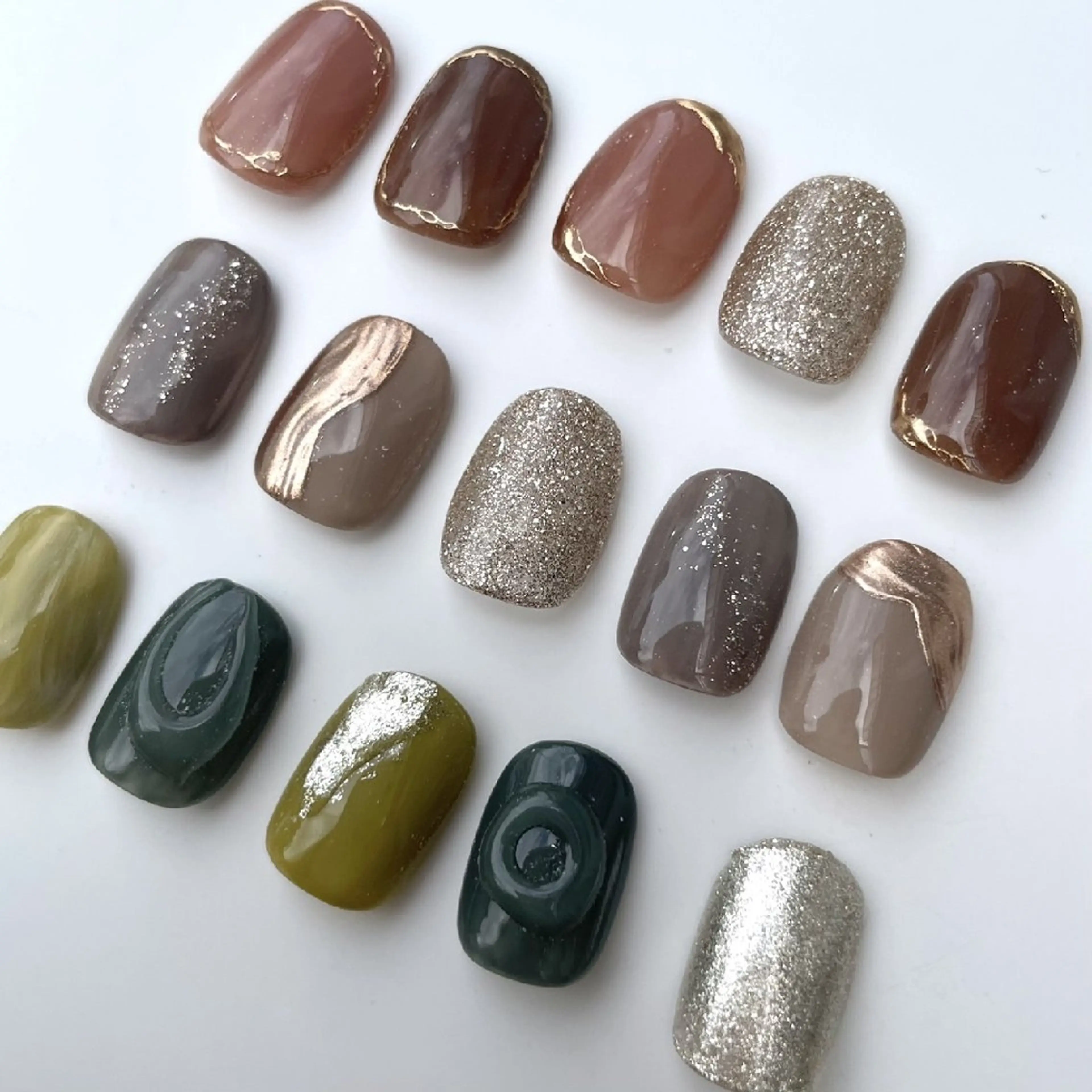 ネイル ネイルスクール byCharmeのネイルデザイン