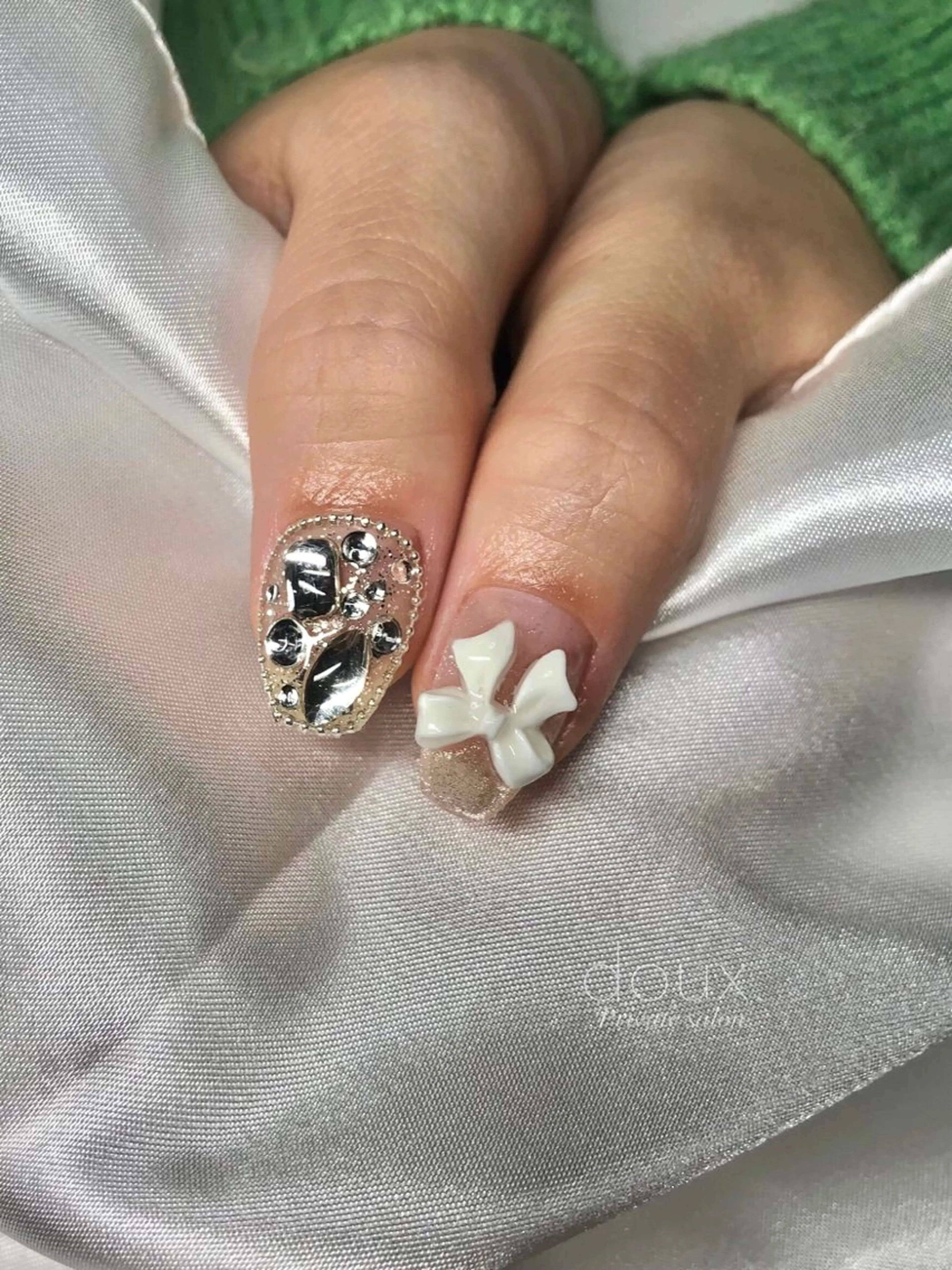 ネイル フラッシュネイル ハート キラキラネイル 韓国ネイル リボン ハンドネイル doux. nailのネイルデザイン