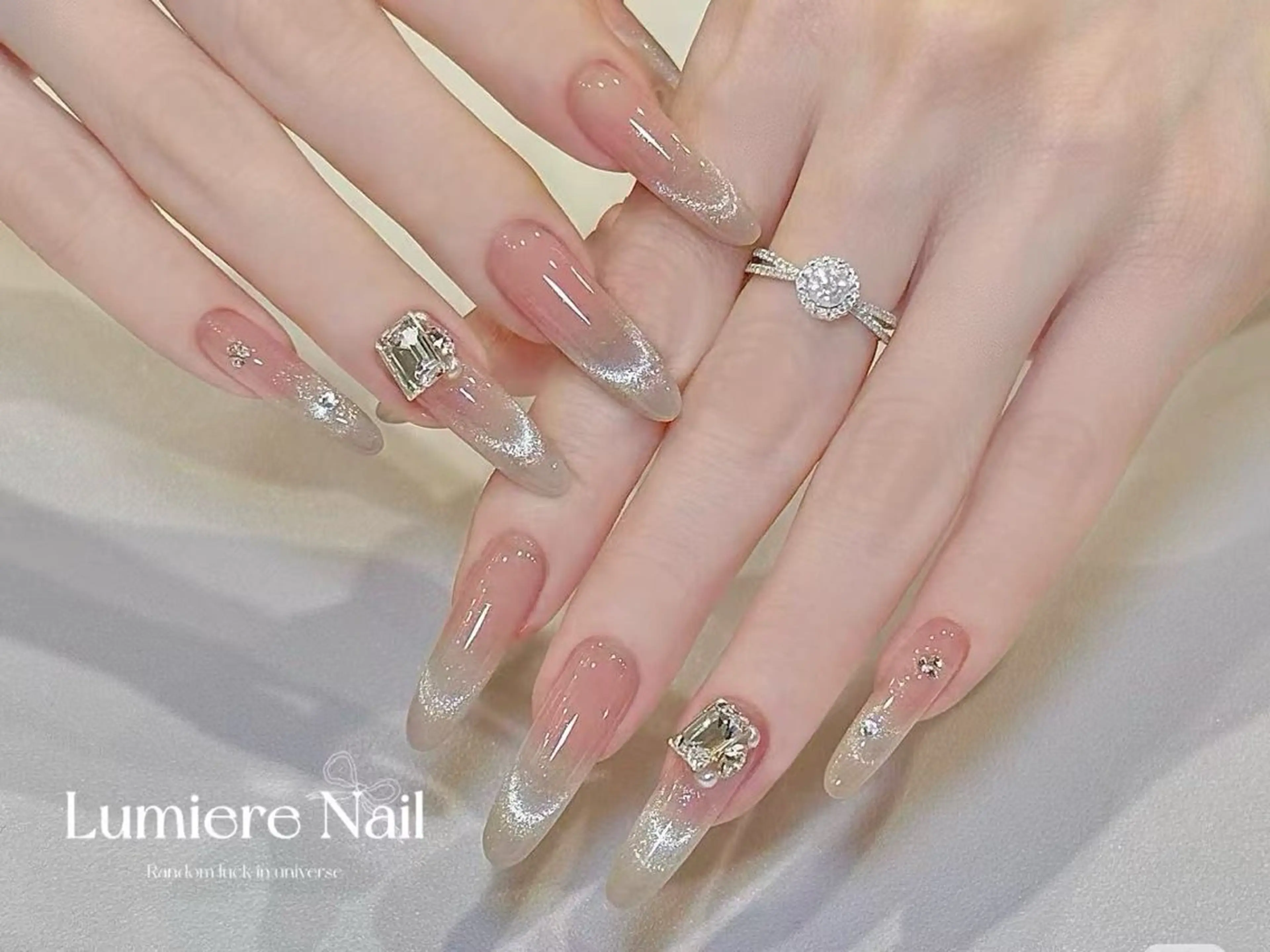 ネイル Lumiere Nailsalonのネイルデザイン