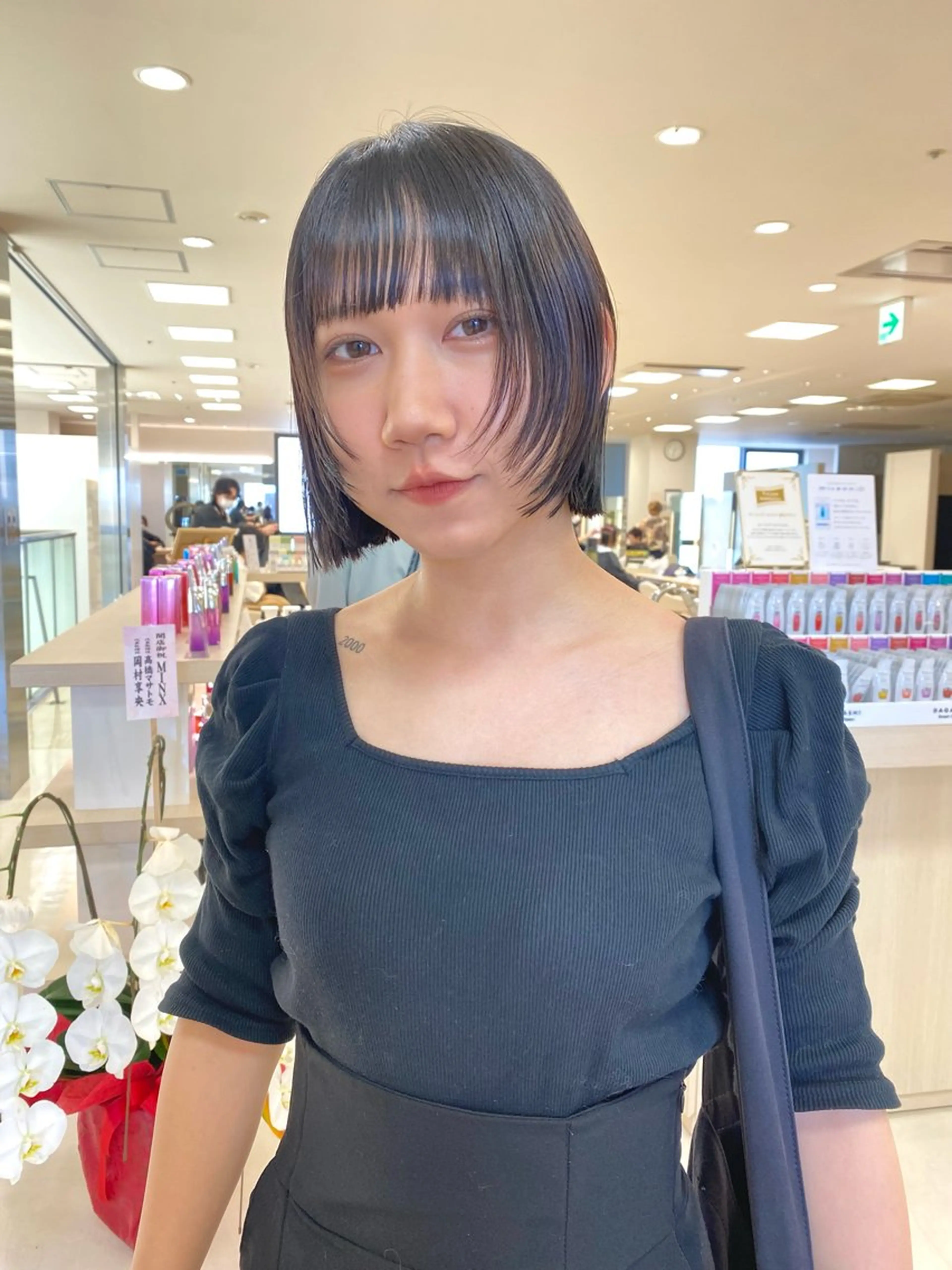 ショート カラー 黒髪 顔まわりレイヤー 韓国風ヘア レイヤーカット ショートヘア カット トリートメント レイヤー/ウルフ🤎 mayo.のヘアスタイル