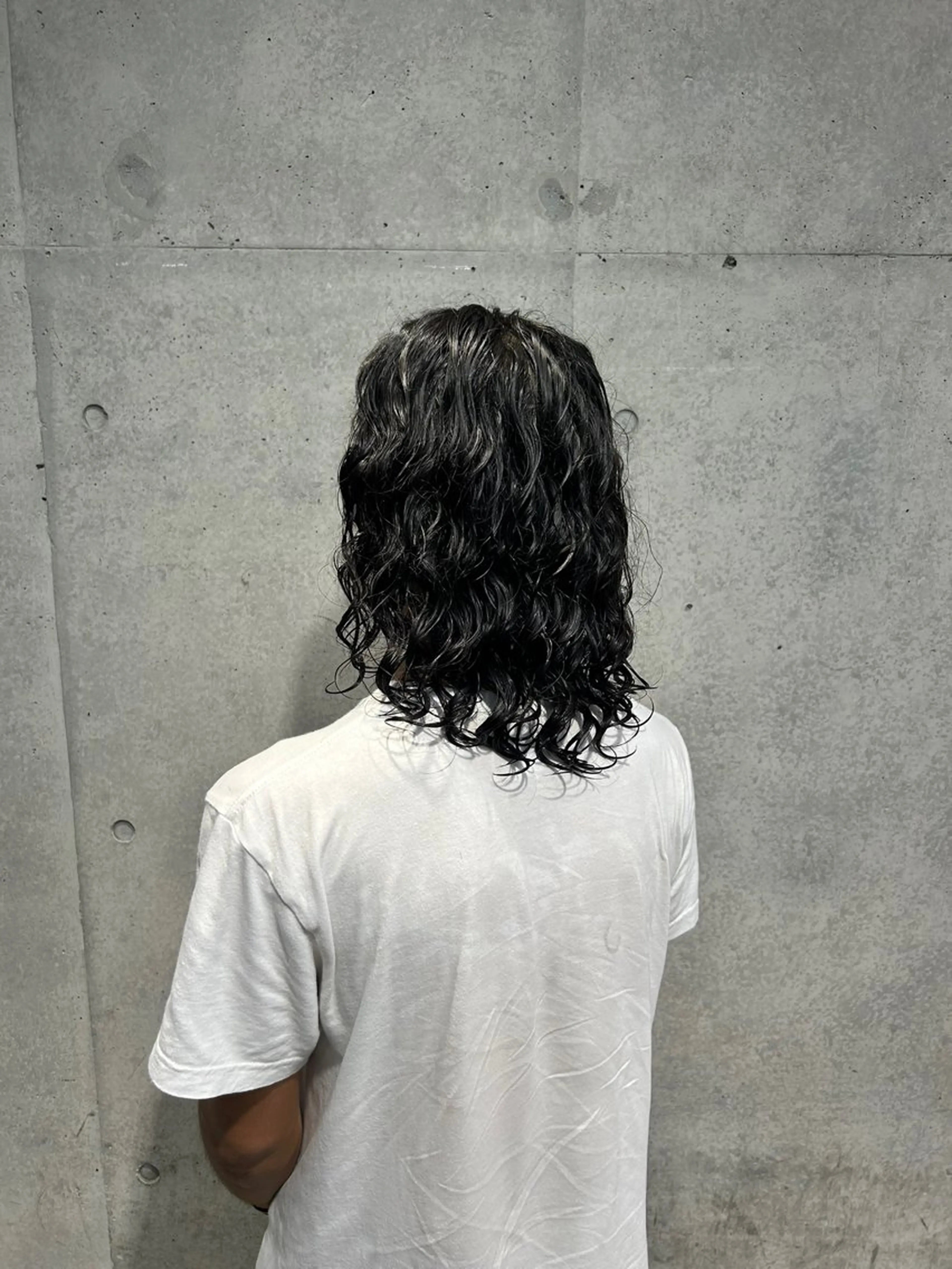 パーマ guzzle原宿 佐野将貴のヘアスタイル