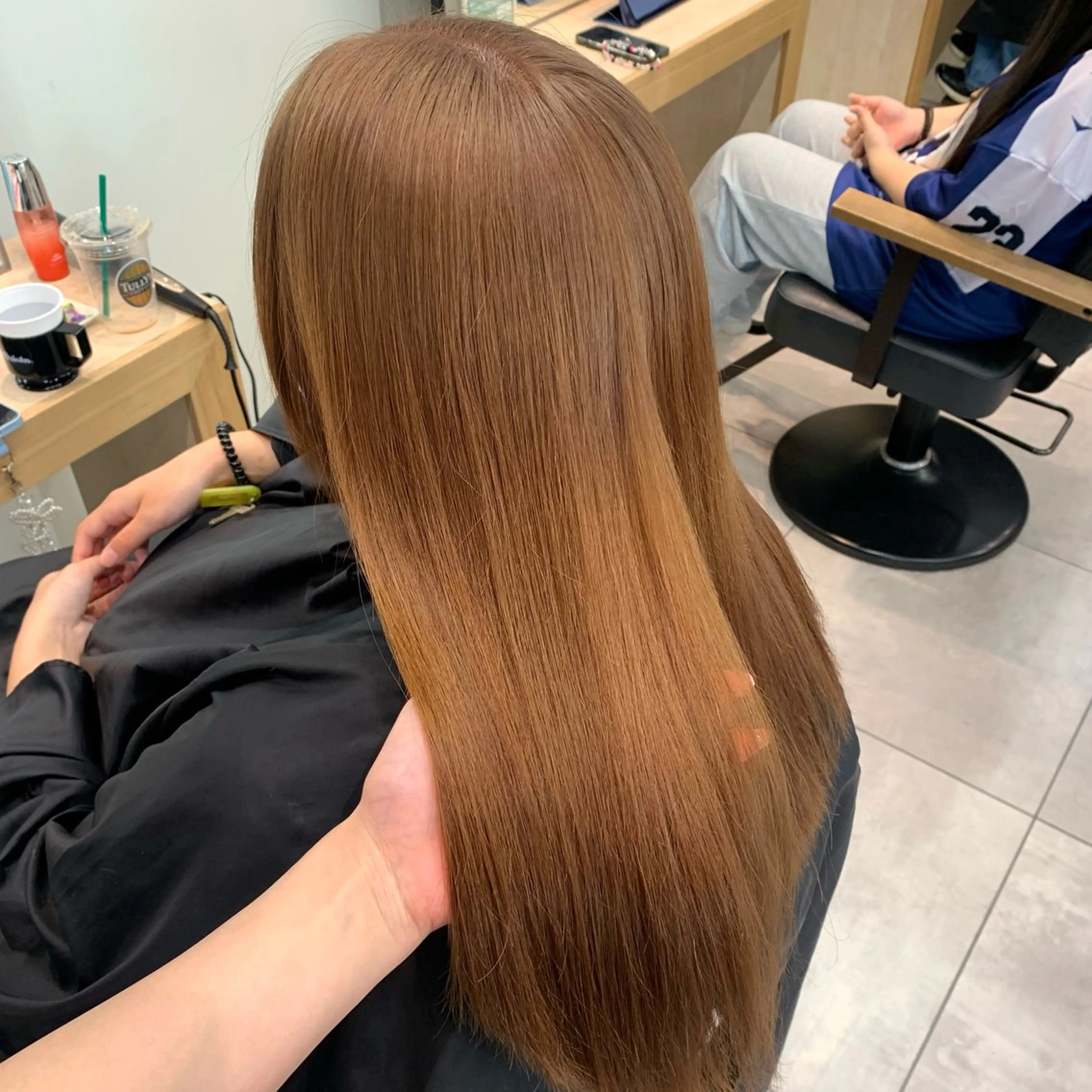 【冬の垢抜け☀️】ブリーチありダブルカラー🎨＋プチトリートメントの写真