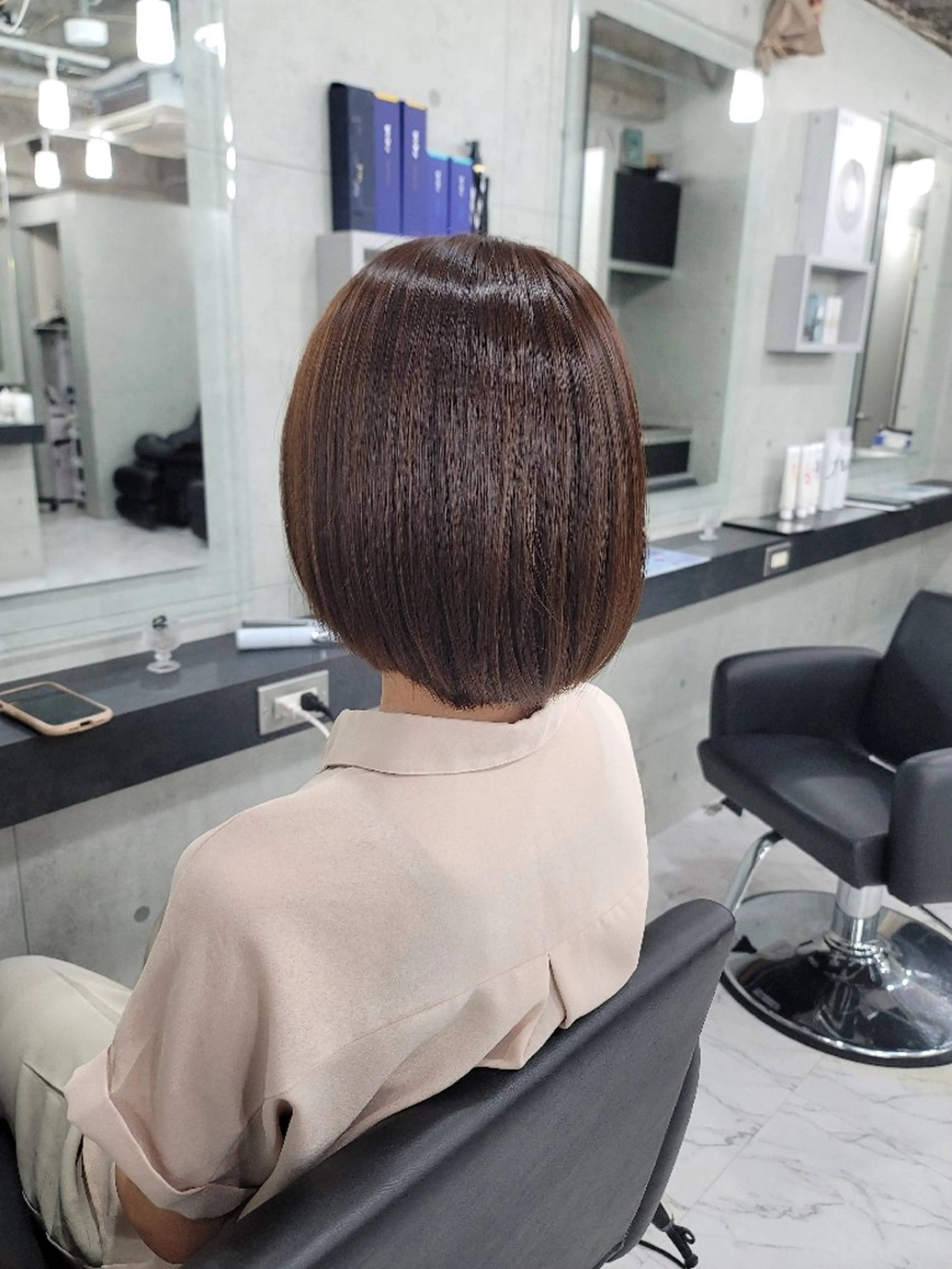 ミディアム カラー ❇️安達 優心❇️ レイヤー/艶髪特化のヘアスタイル