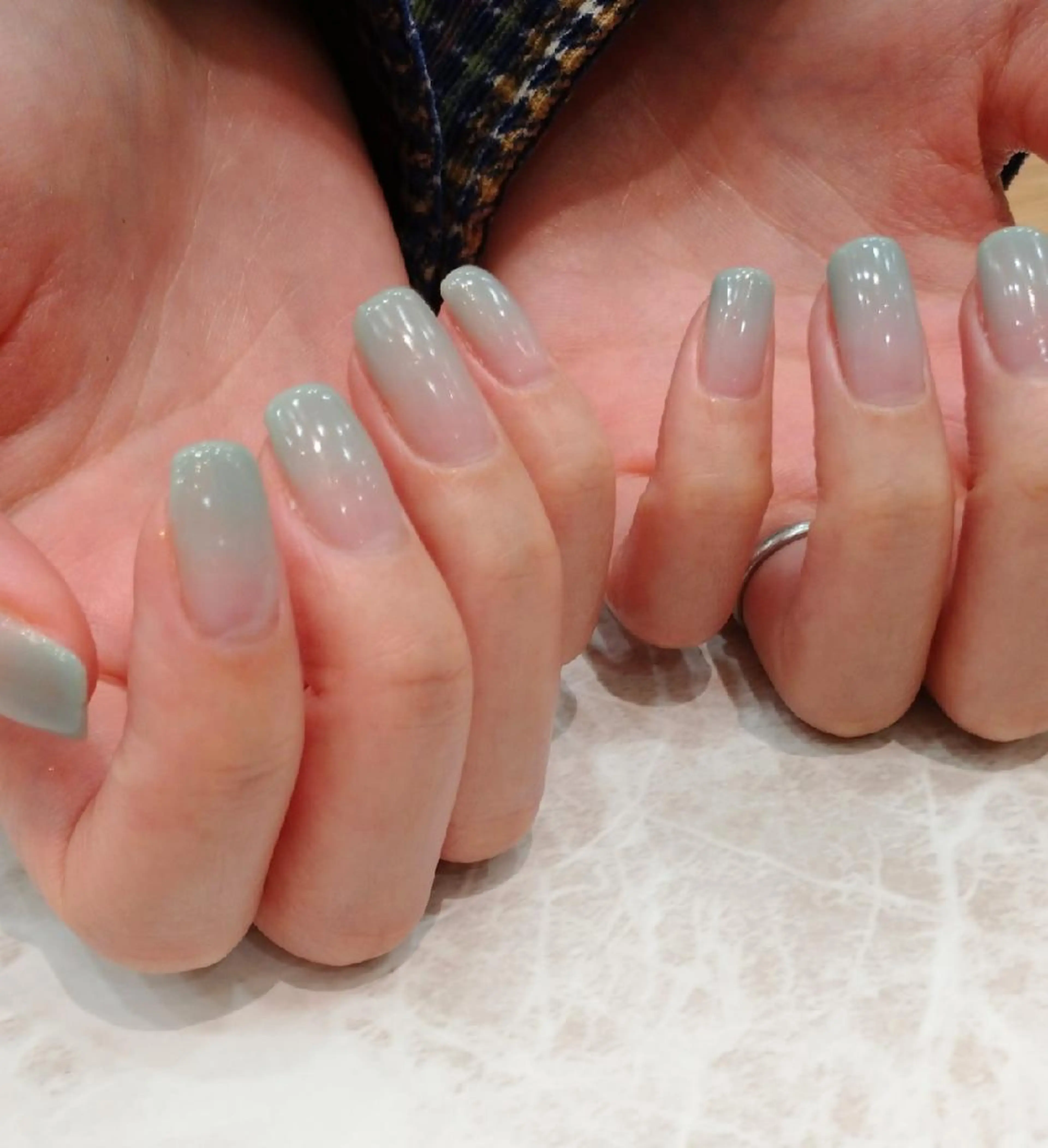 ネイル グラデーション ハンドネイル 會田 瑠衣のネイルデザイン