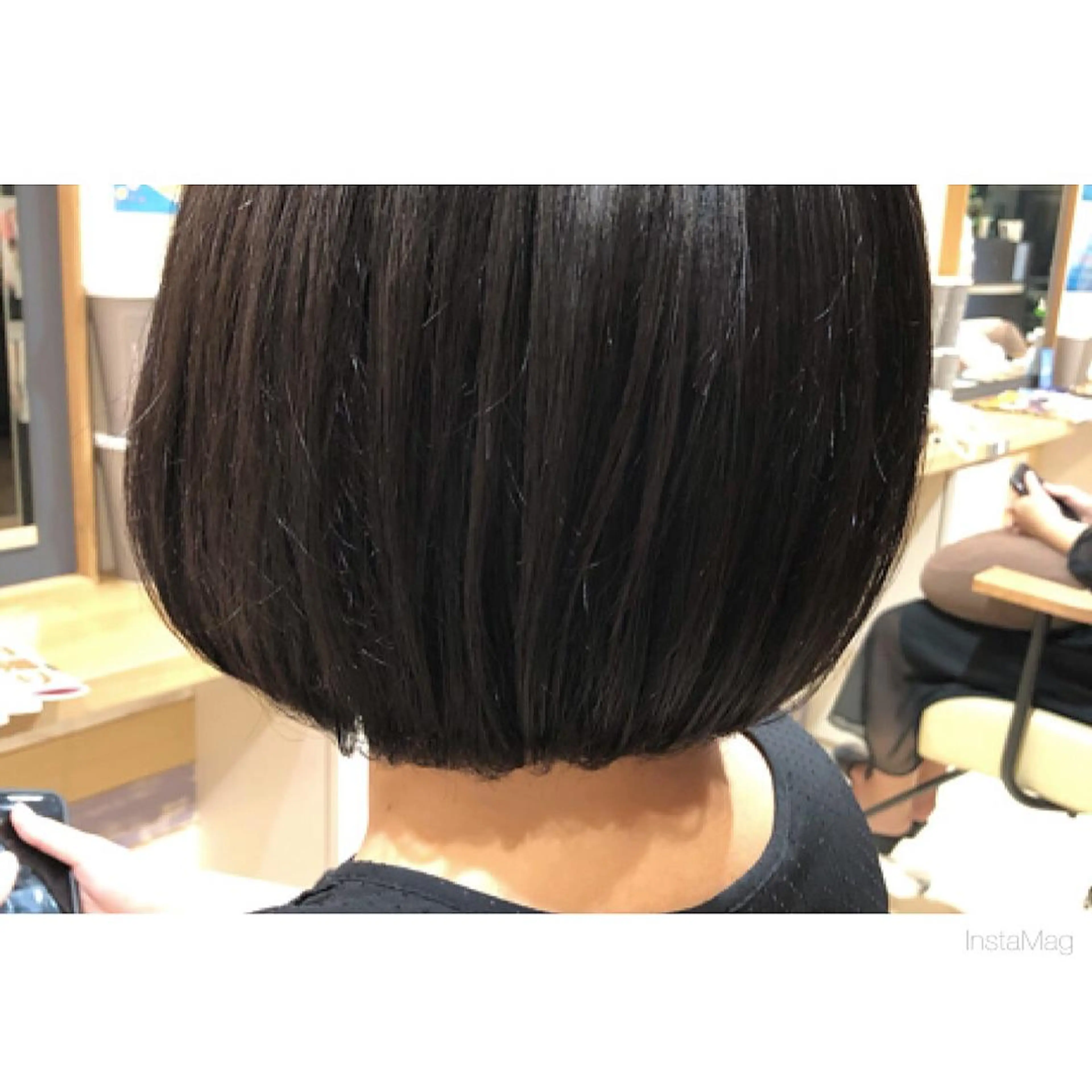 ショート ボブ カット 縮毛矯正 岩間 香純のヘアスタイル