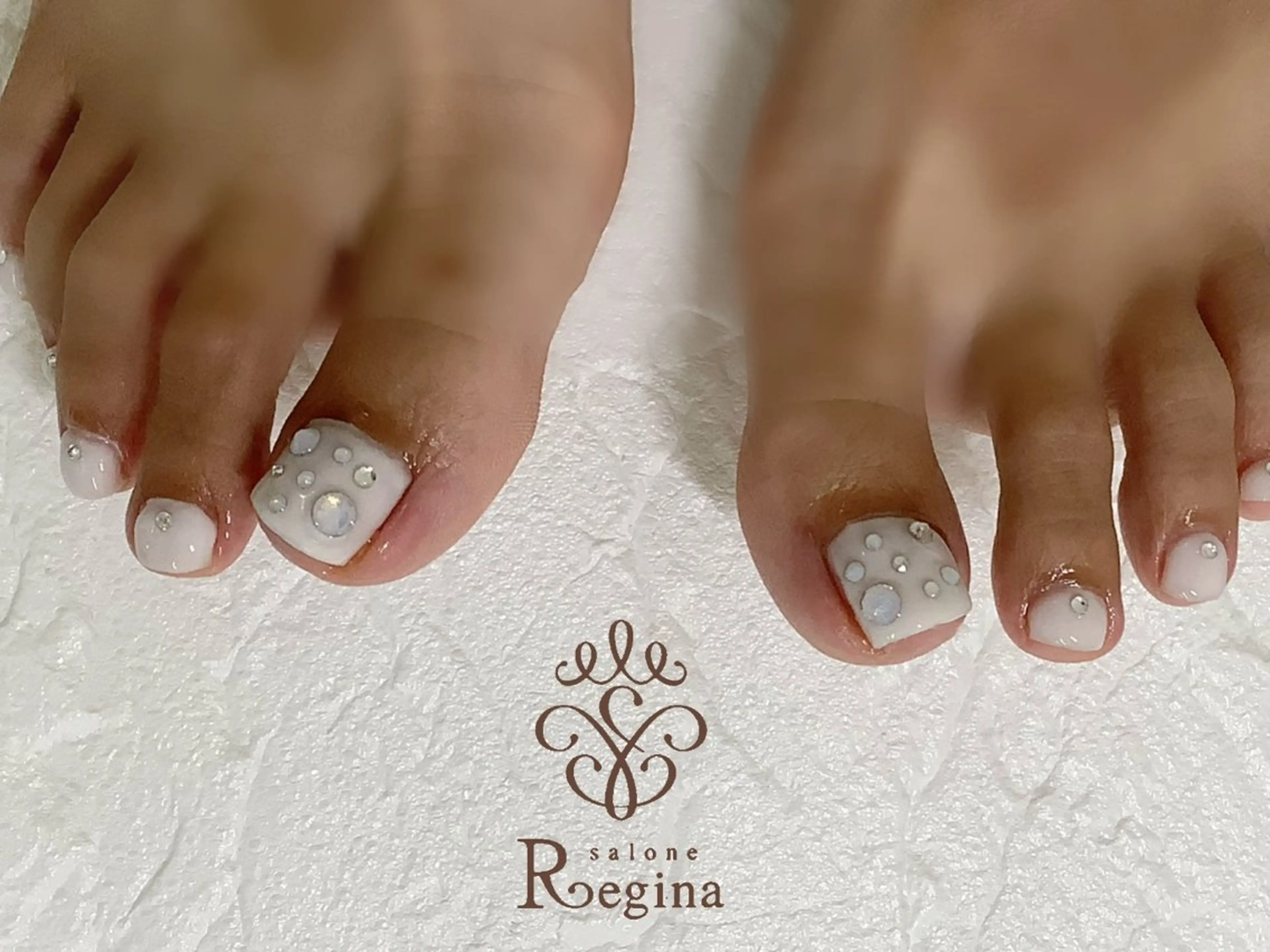 ネイル AYA Reginaのネイルデザイン