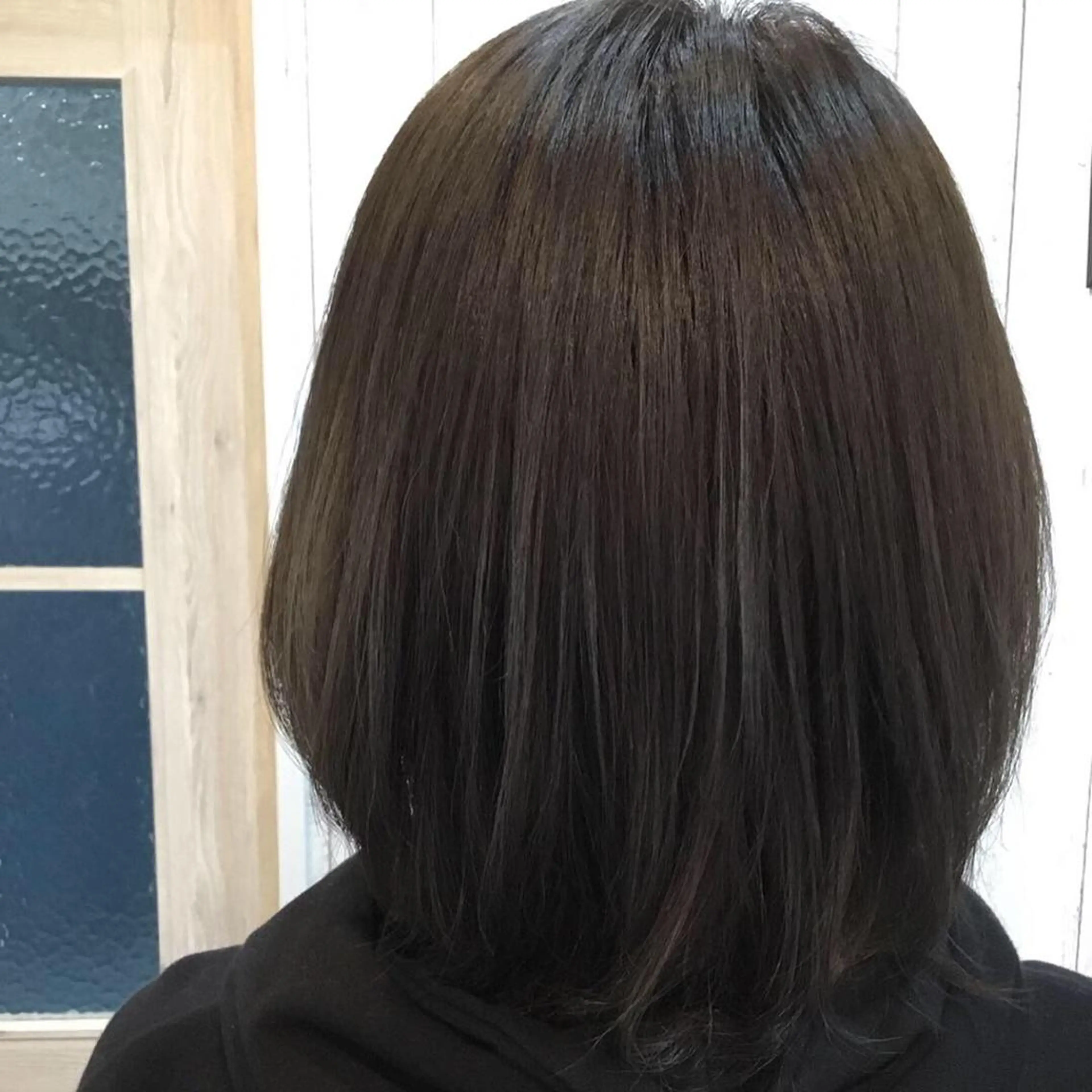 ミディアム カラー embrace エンブレイスのヘアスタイル