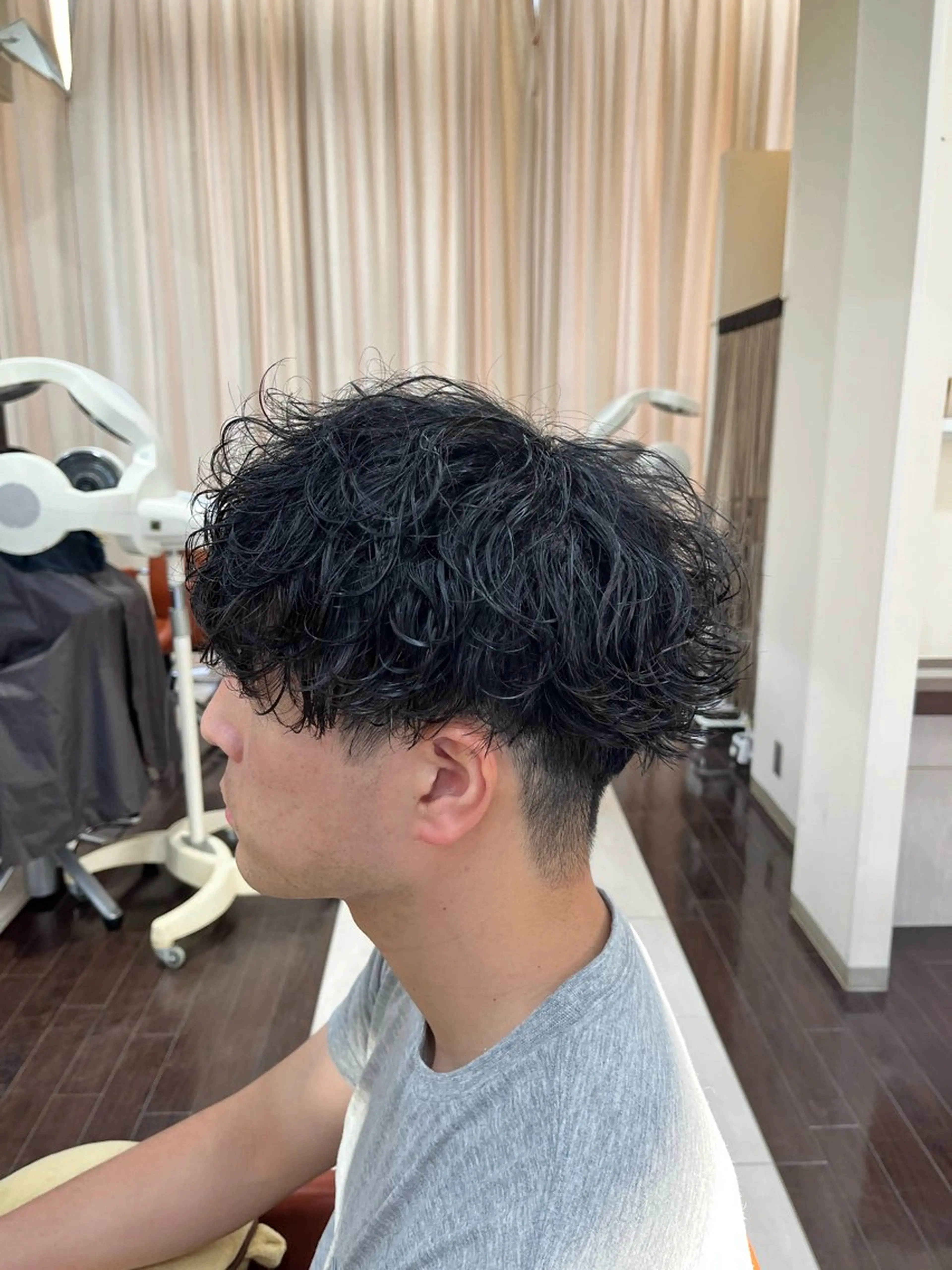 ショート パーマ メンズ マッシュ スペインカール 刈り上げ 🧊メンズ特化🧊 高木航希のヘアスタイル