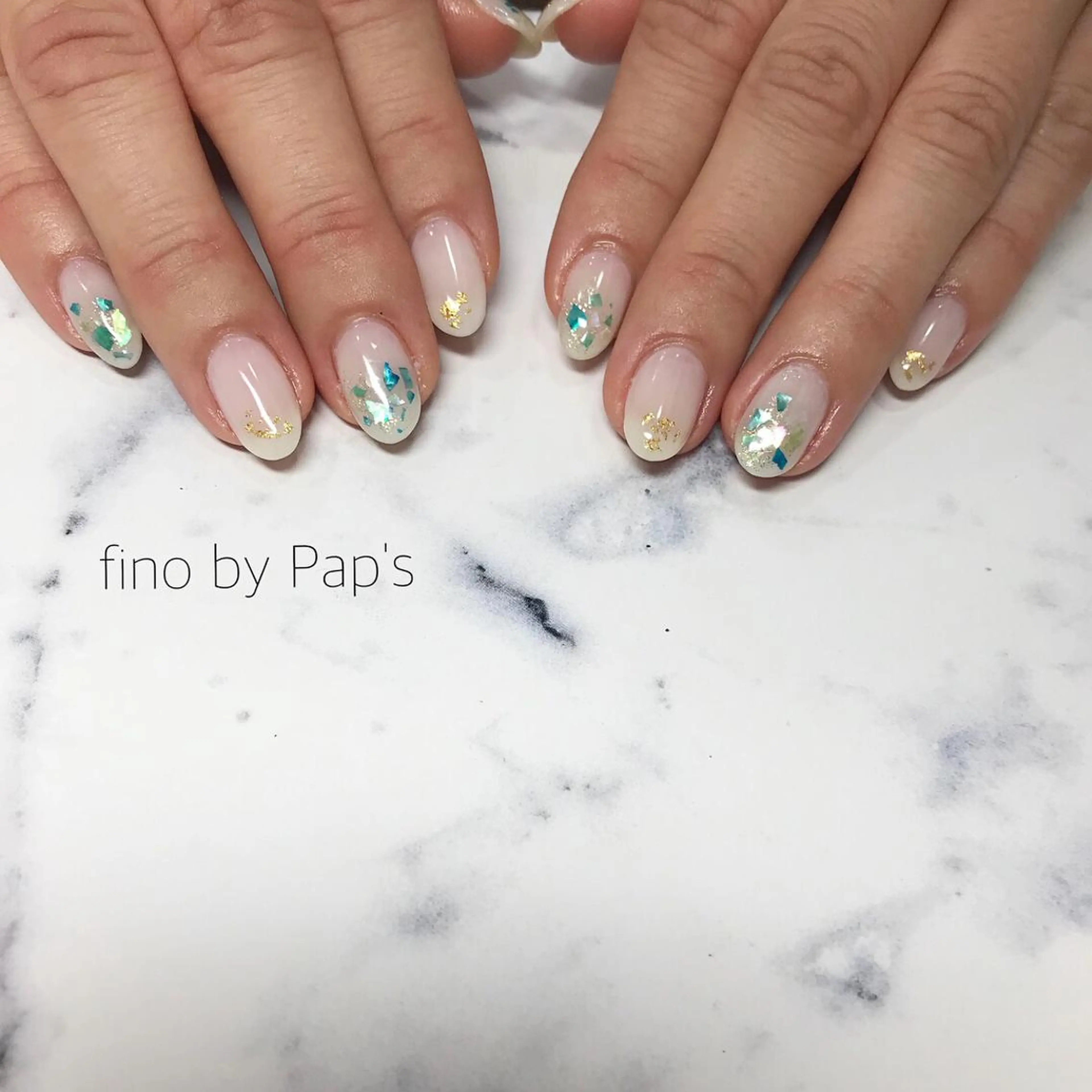 ネイル fino by Pap's所属・西畠 真由美のネイルデザイン