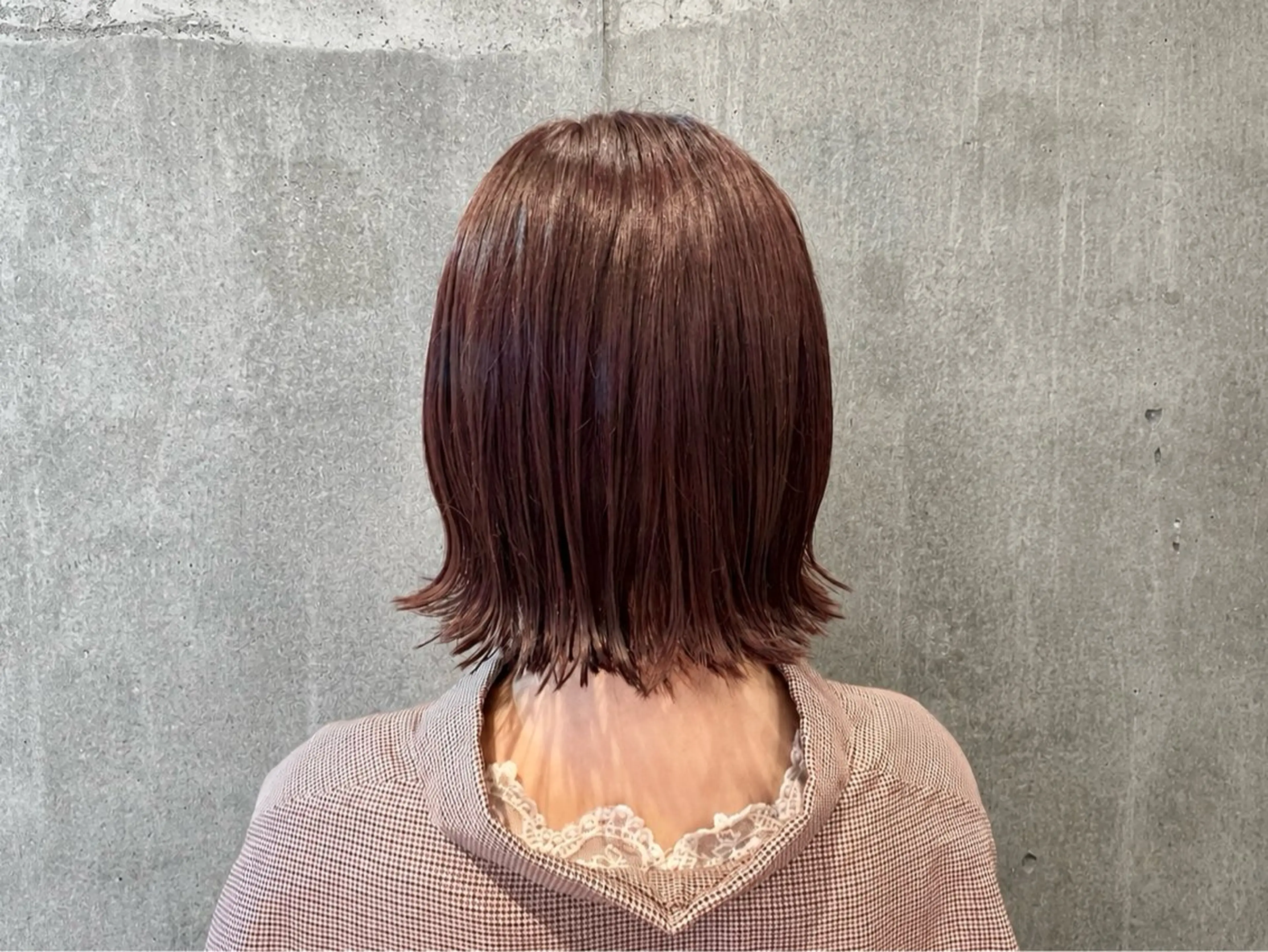 ミディアム カラー 蓮見  友里のヘアスタイル