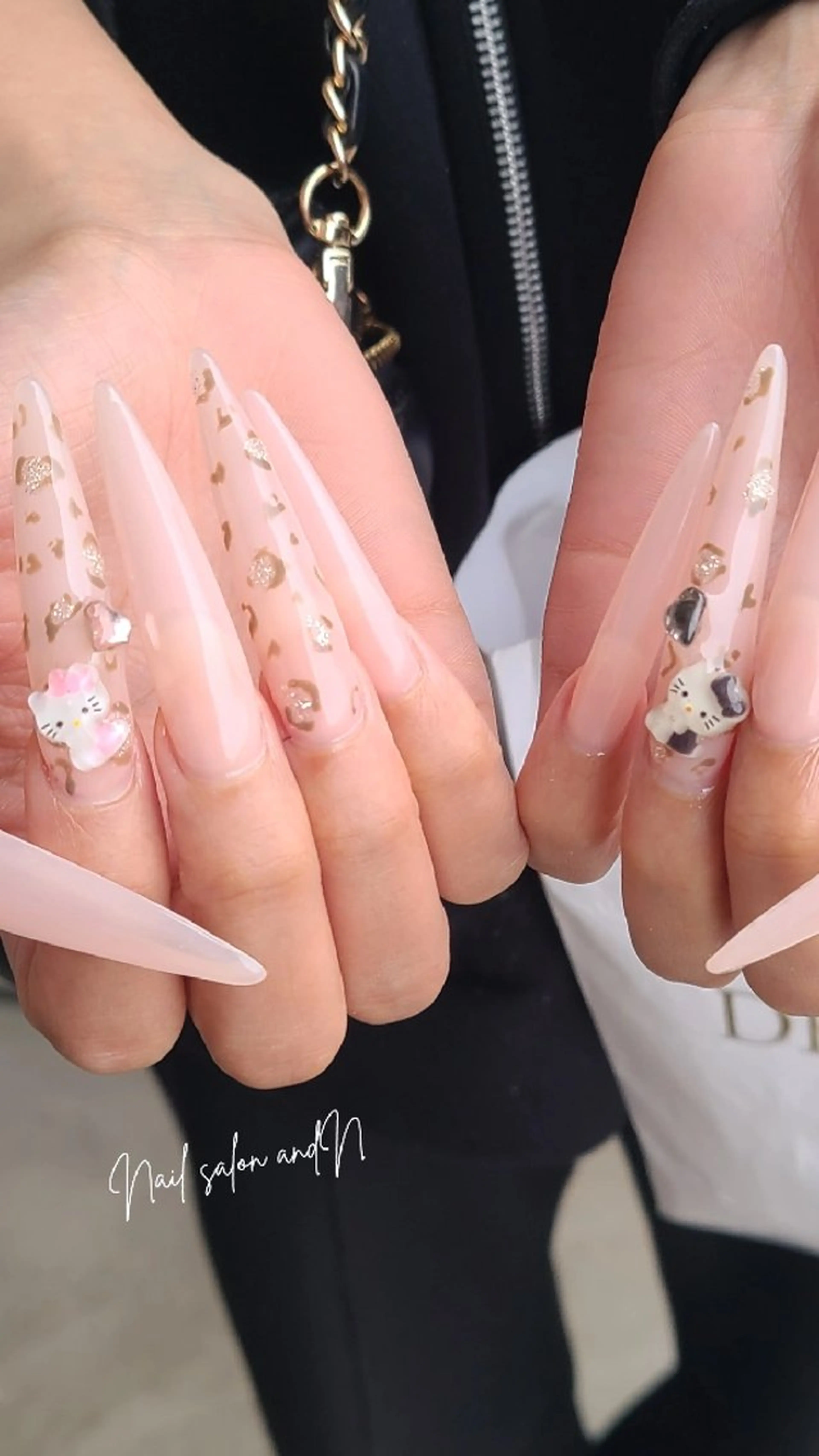 ネイル and Nのネイルデザイン