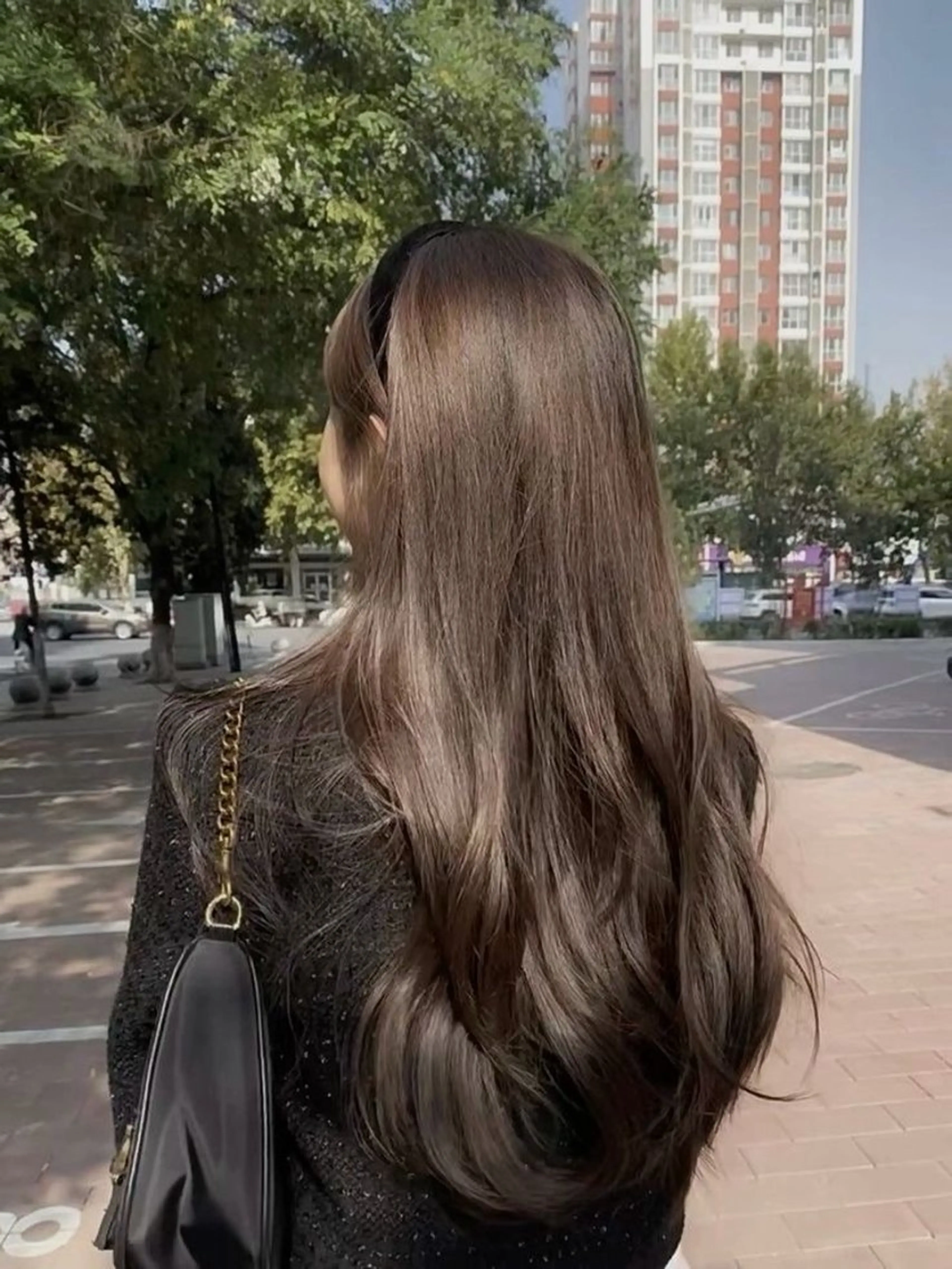 セミロング カラー グレージュ カット ヘアカラー トリートメント 髪質改善美容師が作る 透明感カラー杉山太貴のヘアスタイル