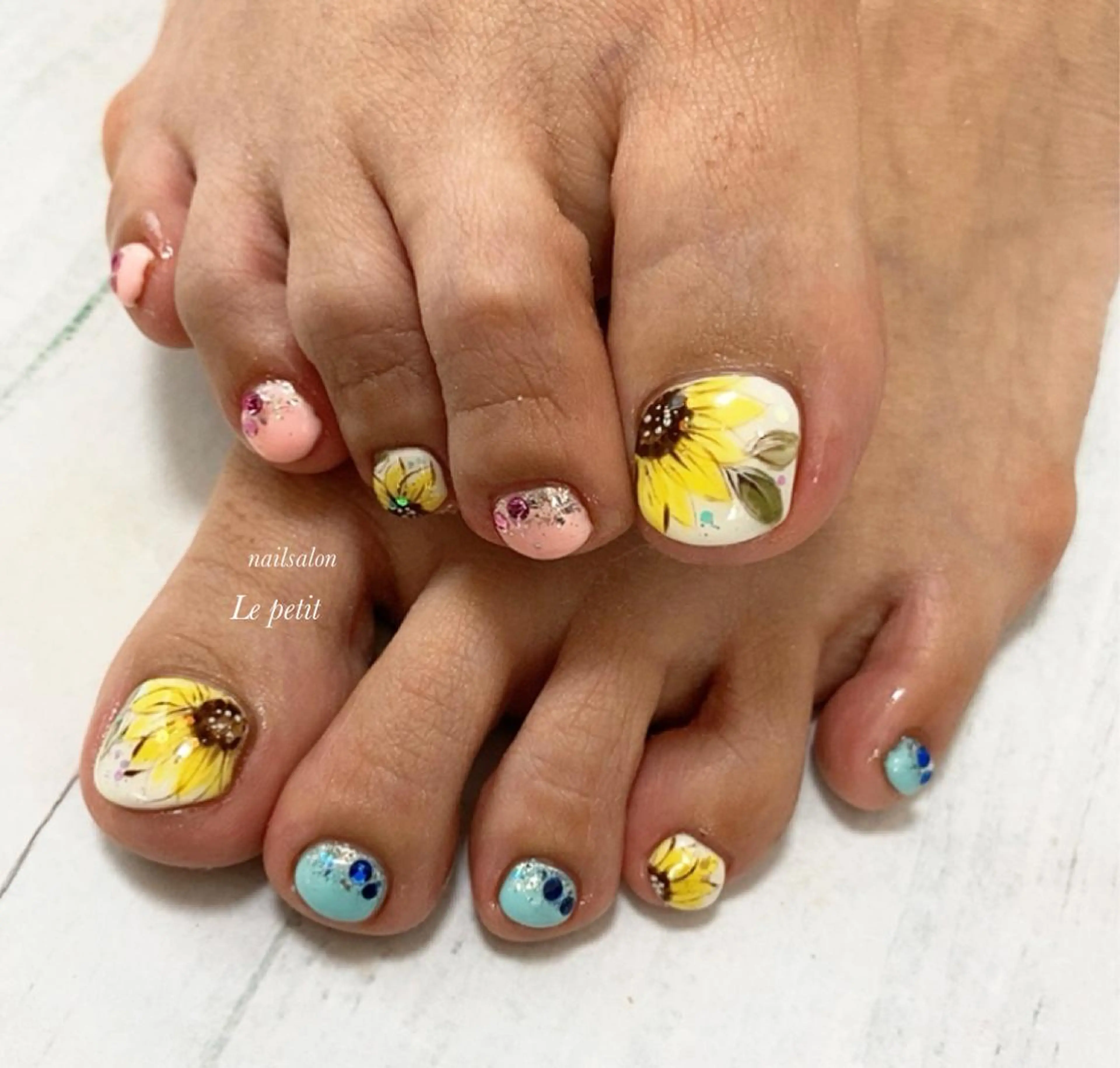 ネイル 石野 広佳のネイルデザイン