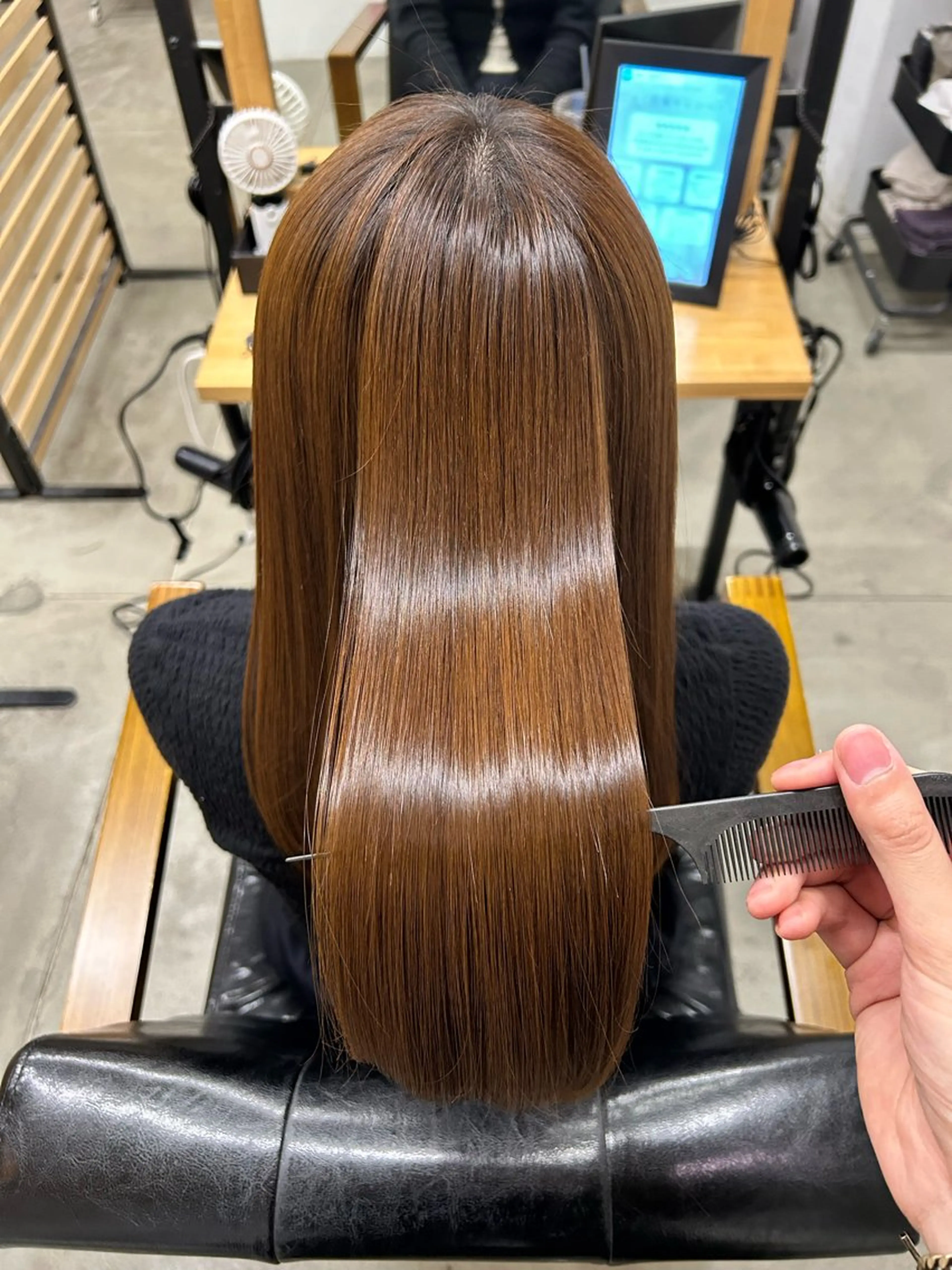 触りたくなる艶髪に🤍【地毛風ストレート✨】髪質改善縮毛矯正+トステア10stepトリートメントの写真