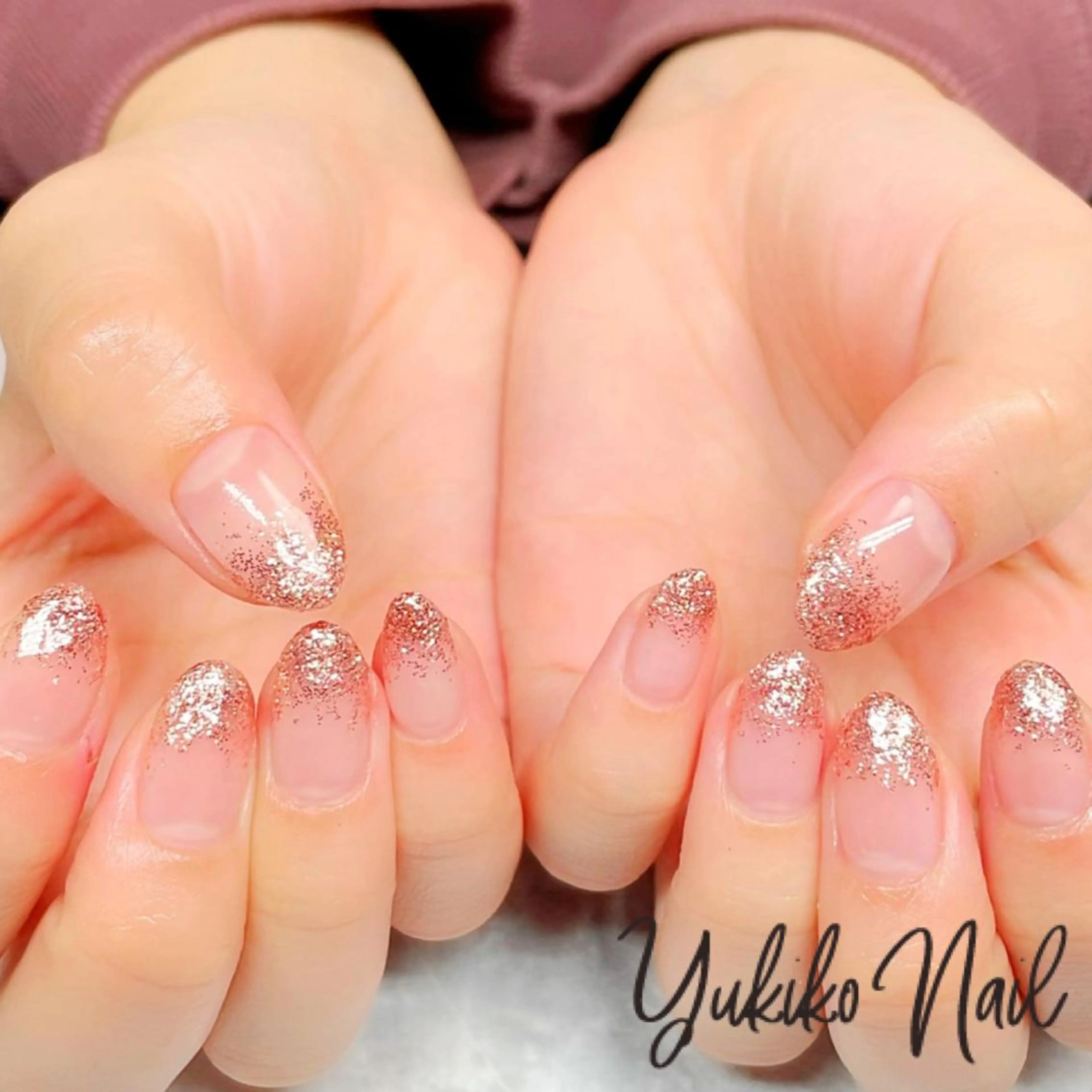 ネイル グラデーション キラキラネイル ラメ(グリッター) ラメグラデーション ピンク ハンドネイル ユキコ ネイルのネイルデザイン