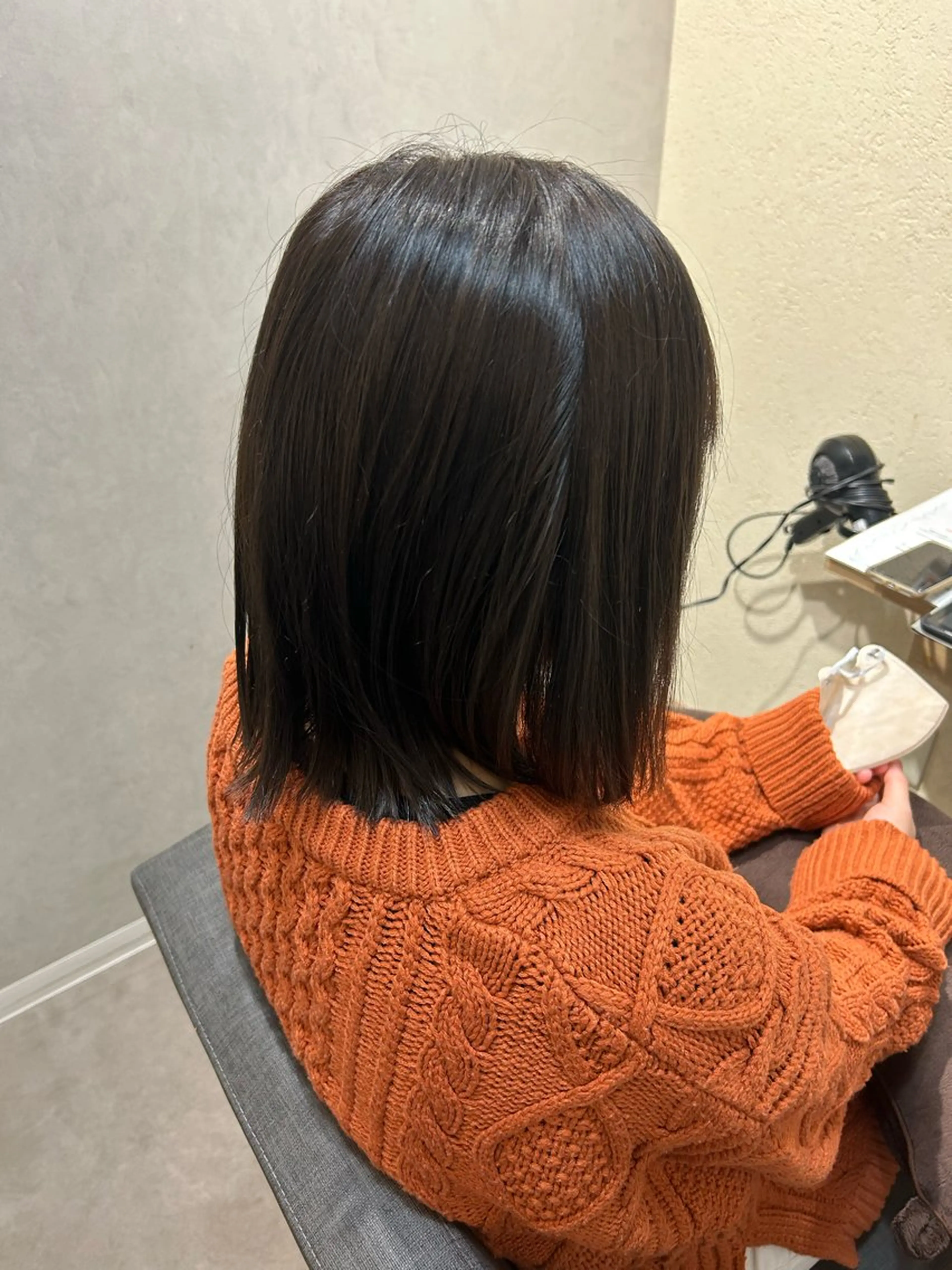 ミディアム カット ヘアカラー トリートメント VIE.ORNER 土気🍀小岩井樹のヘアスタイル