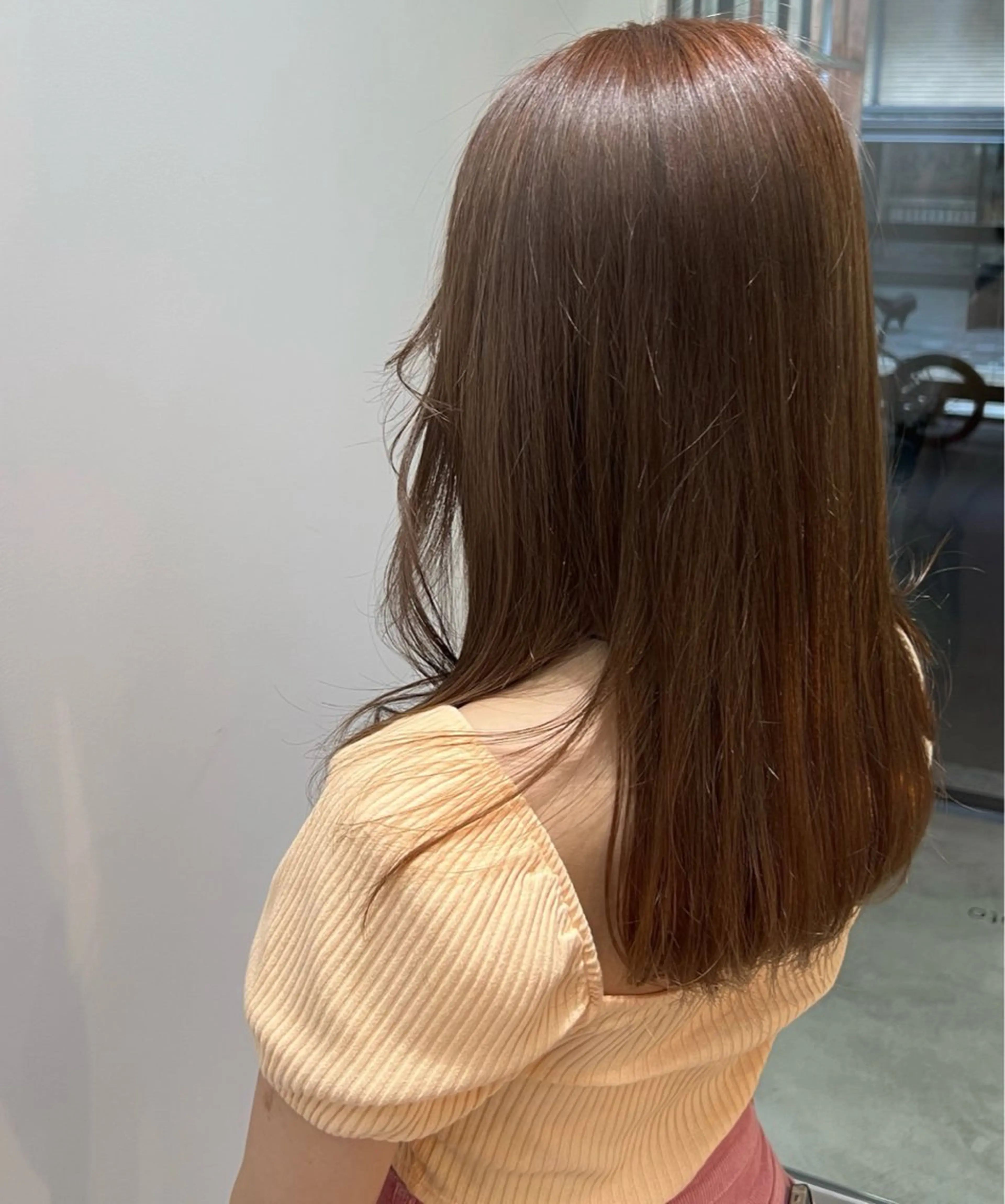 カラー Alma four /モリモト スズカのヘアスタイル